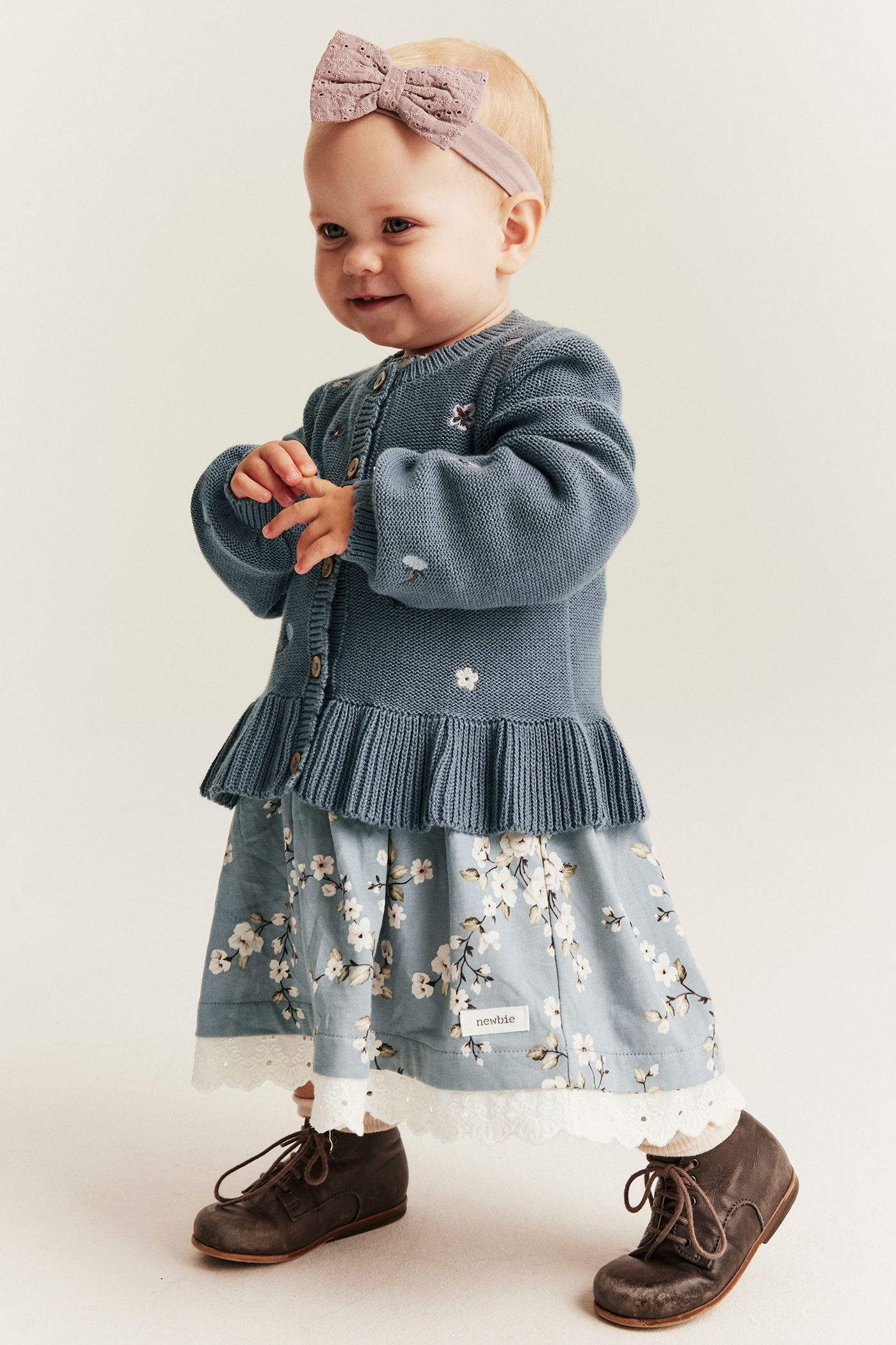 Knitted cardigan with embroidery | Blue | Baby | Newbie