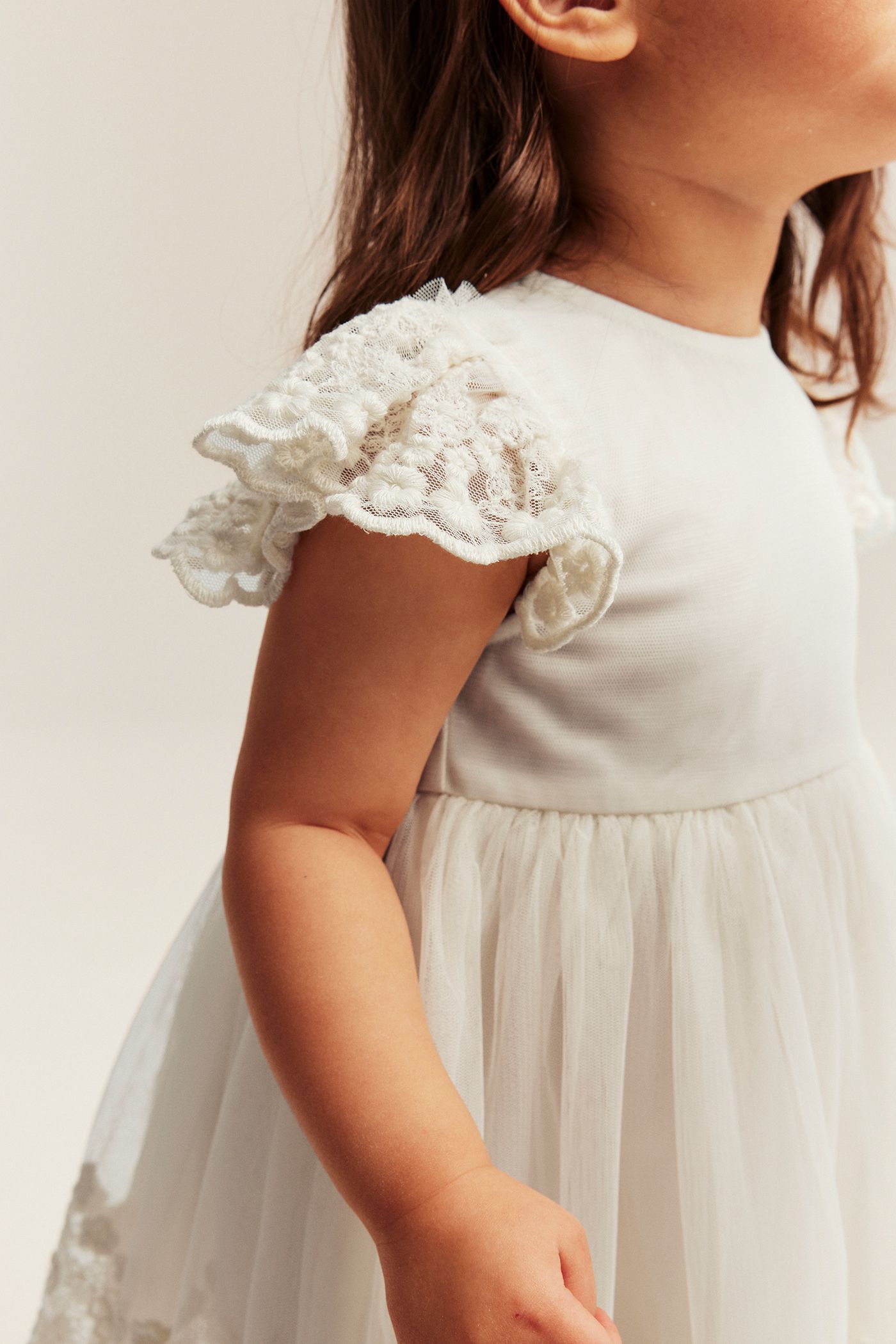 Mesh dress with embroidery | Off-white | Baby | Newbie