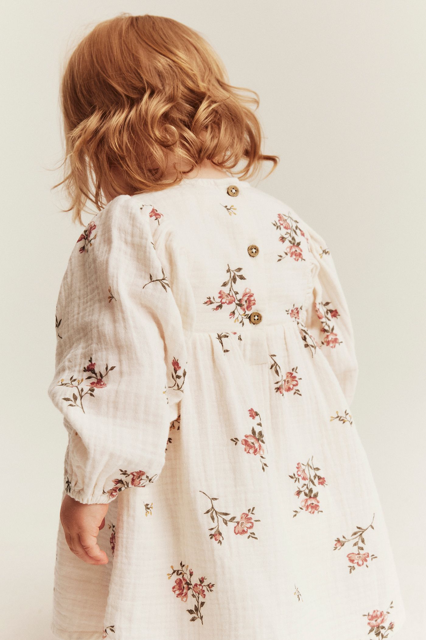 Floral muslin dress | Off-white | Baby