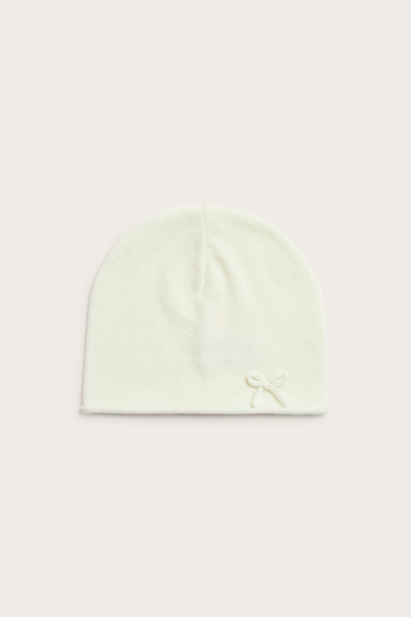 Knitted hat with bow | Off-white | Baby | Newbie