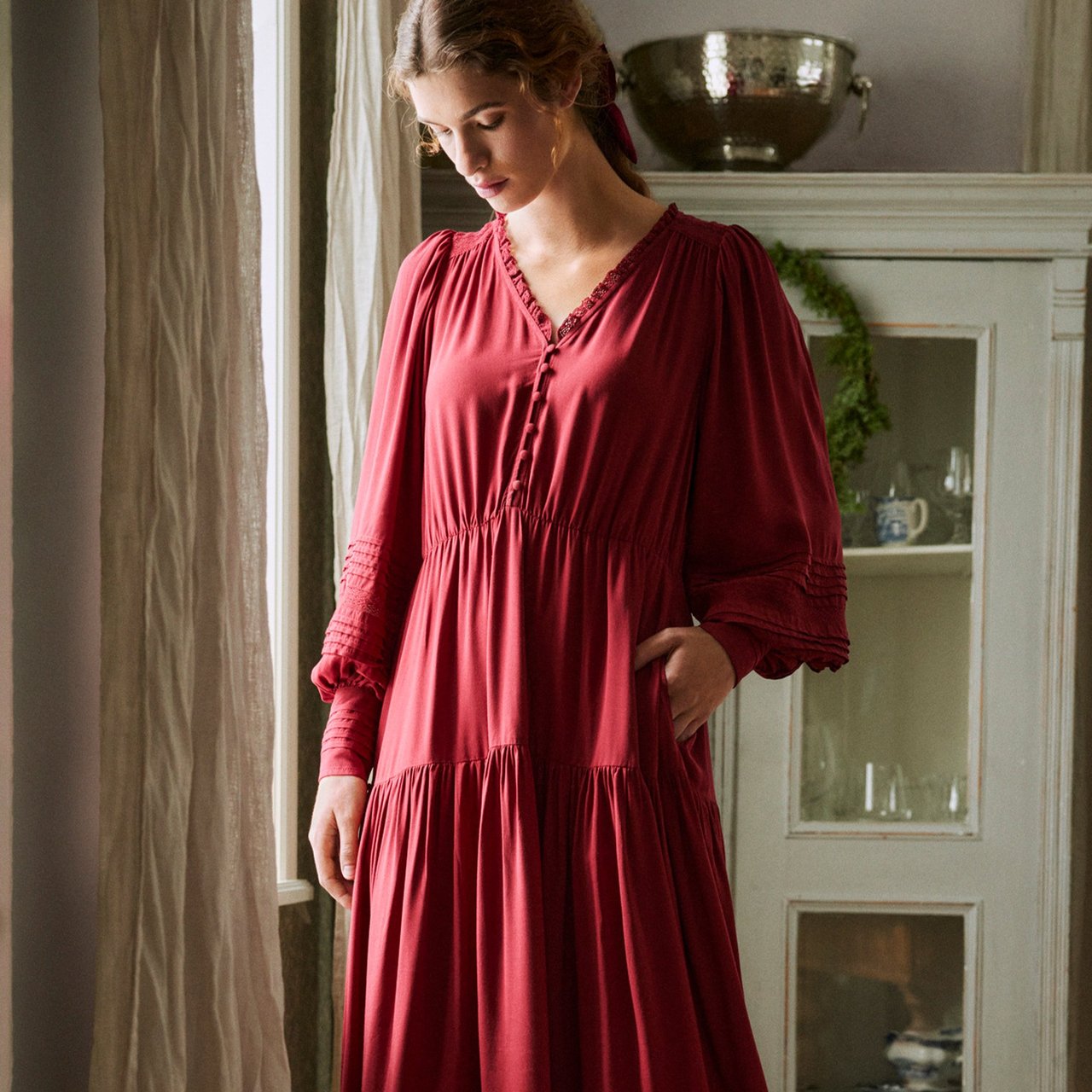 Woman wearing a red christmas dress