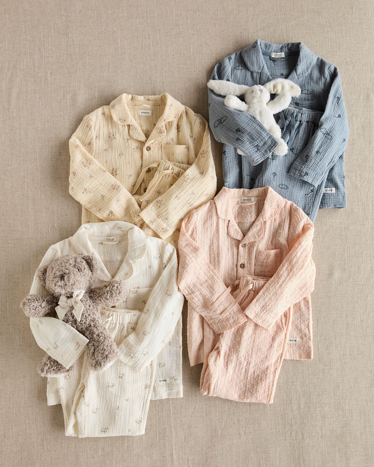 Cozy children's pajama sets in pastel colors with cute prints-soft cotton, ideal for sleep or lounging.