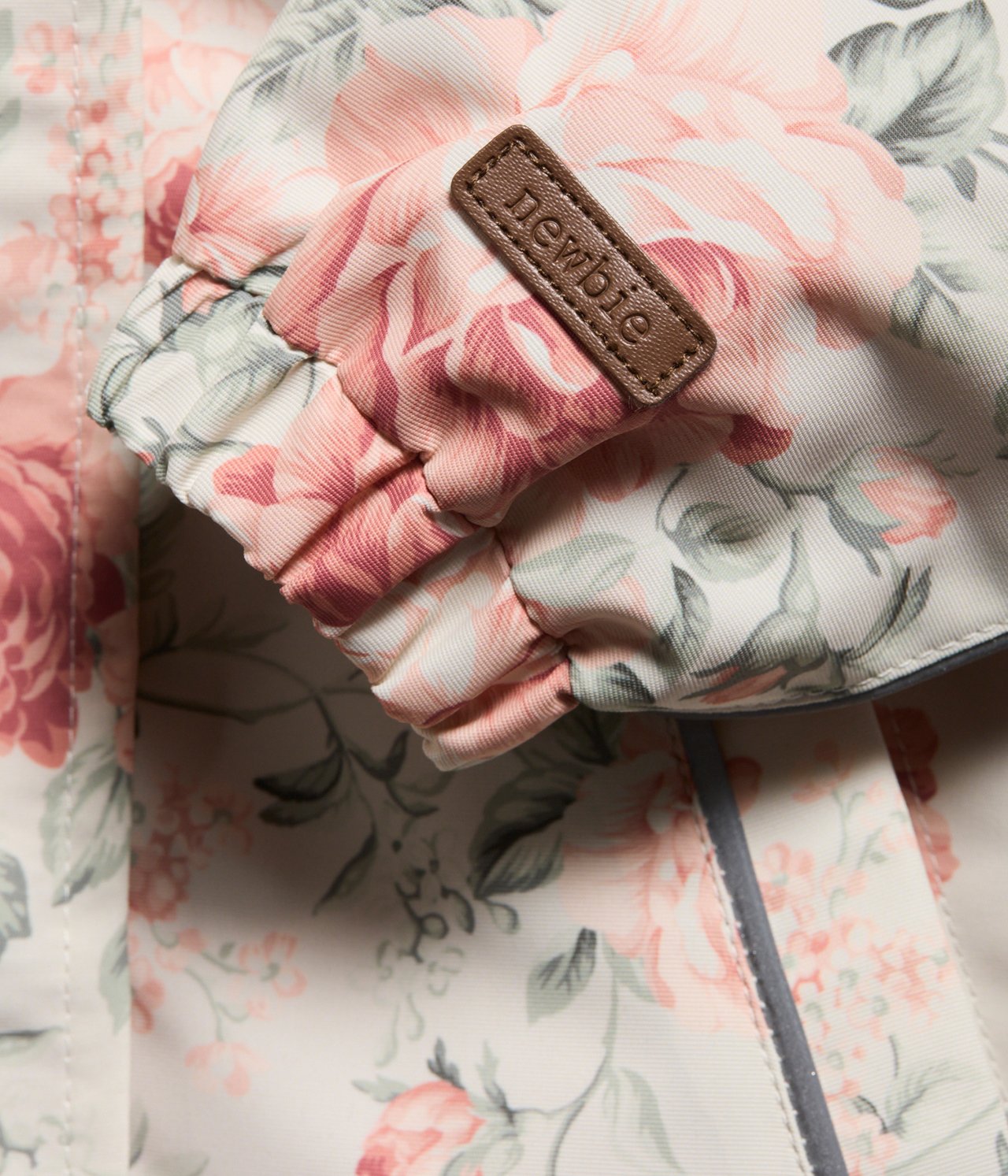Jacke mit Rosenmuster - Hellbeige - 7