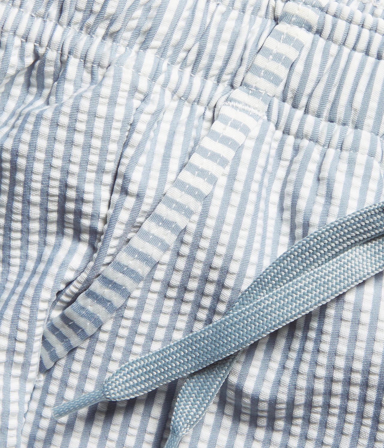 Gestreifte Badeshorts aus Seersucker - Blau - 1