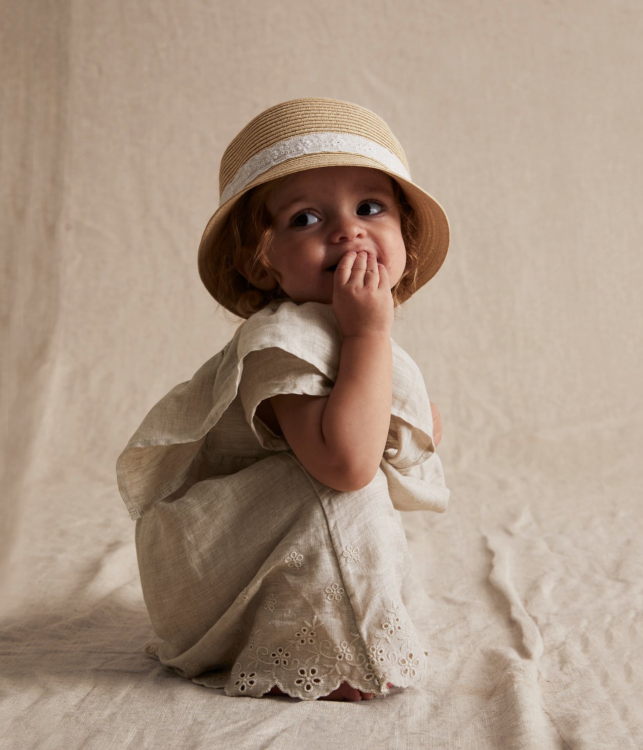 Kleid aus Leinen - Hellbeige - 1