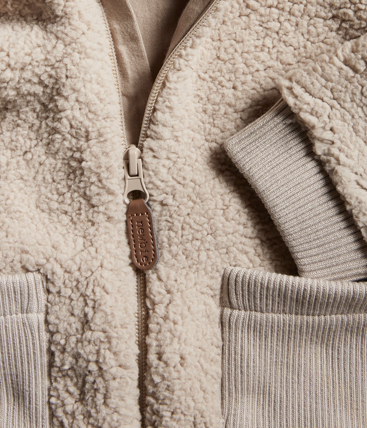 Flauschige Teddyjacke - Beige - 1