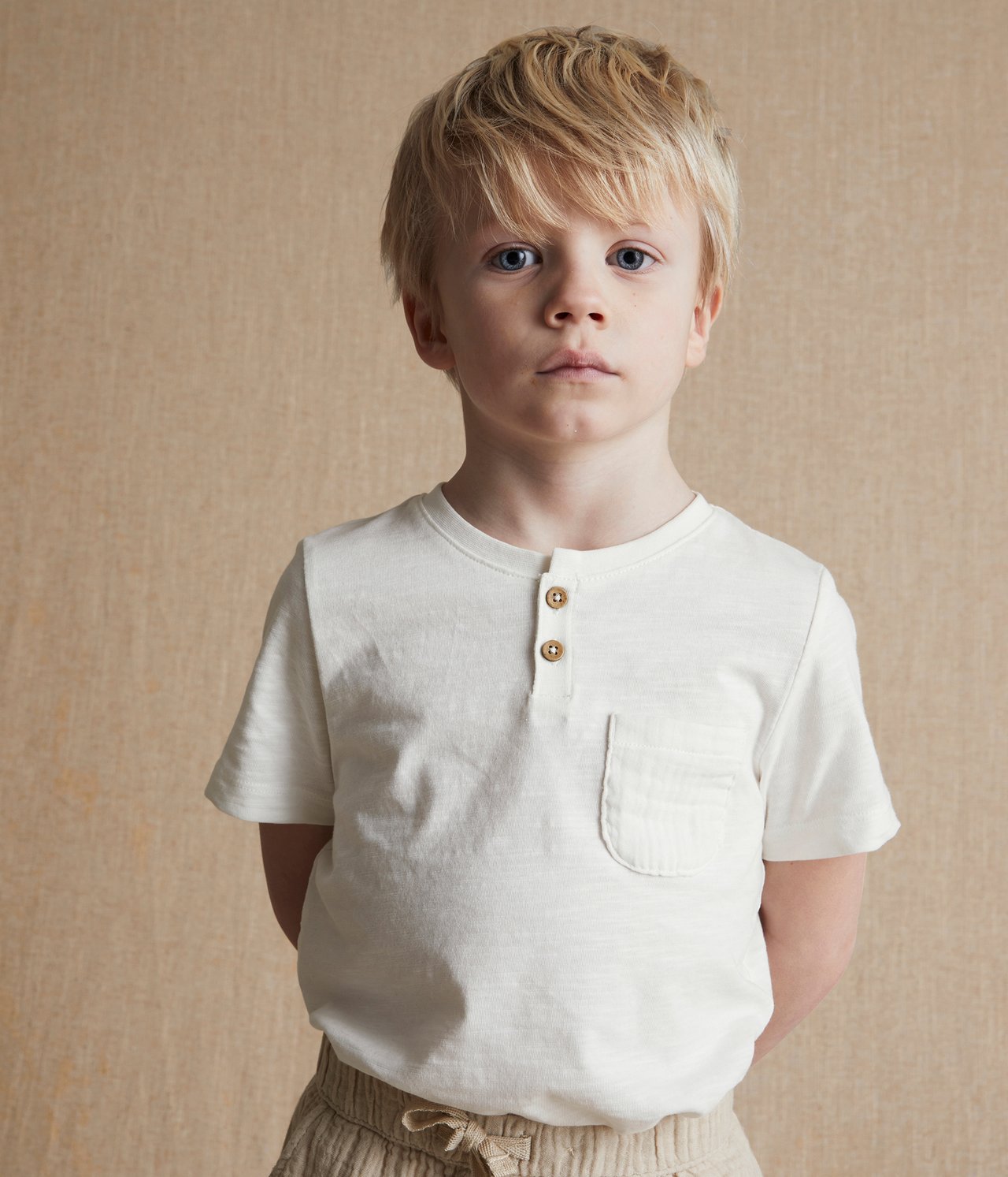 T-Shirt mit Brusttasche aus Musselin - Naturweiß - 3