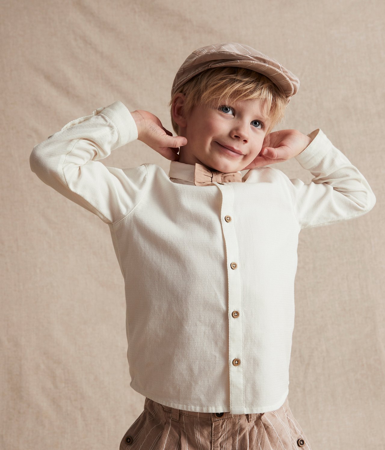 Party shirt with bow - Off-white - 4