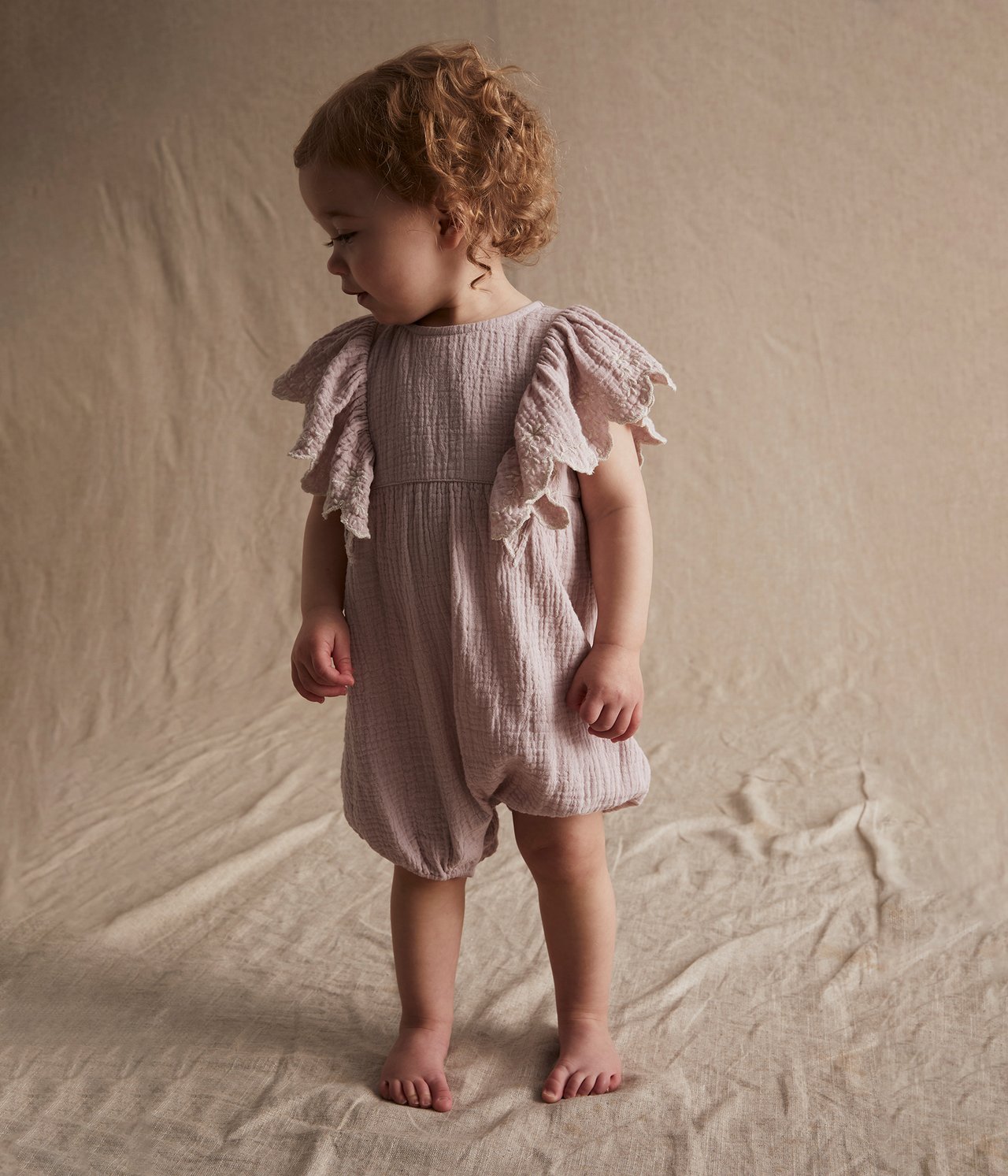 Crepe frill embroidered romper - Pink - 2