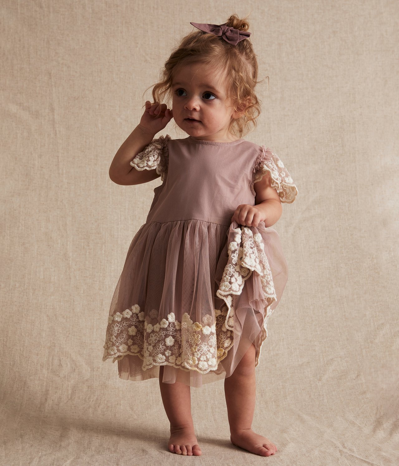 Tüllkleid mit Blumenstickerei - Rosa - 1