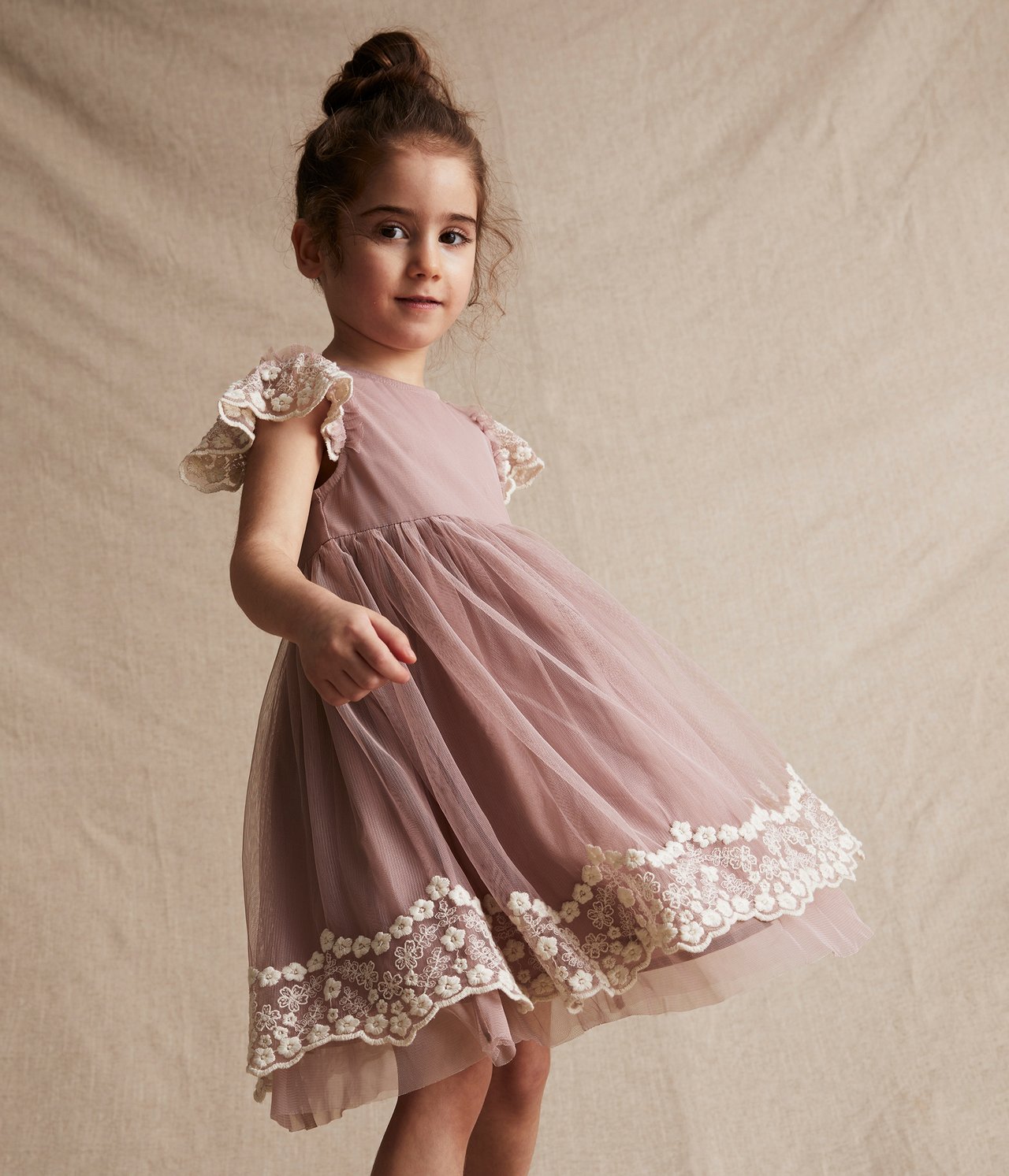 Tüllkleid mit Blumenstickerei - Rosa - 1