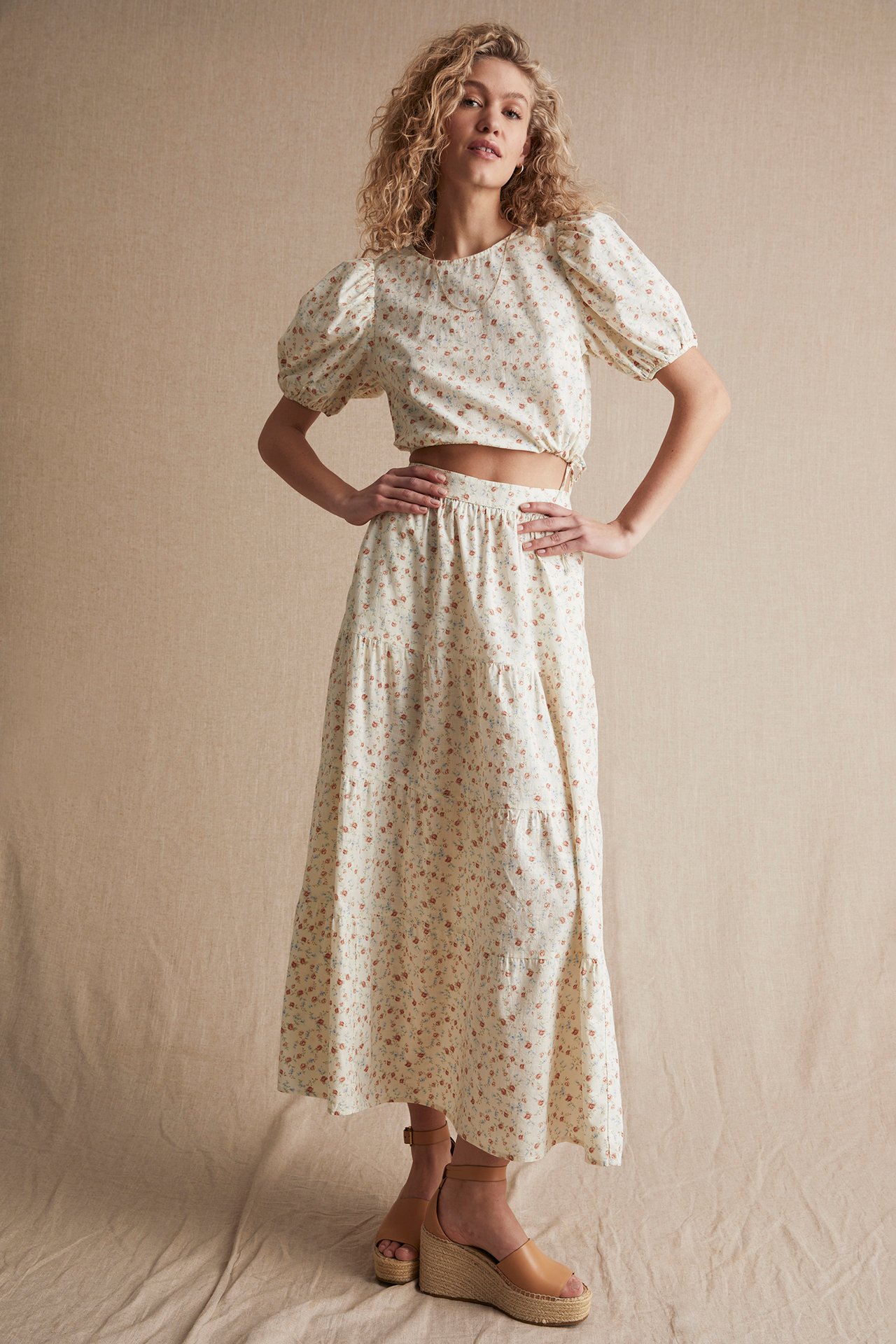 Women's floral drawstring blouse - Off-white - 181cm / Storlek: S - 2