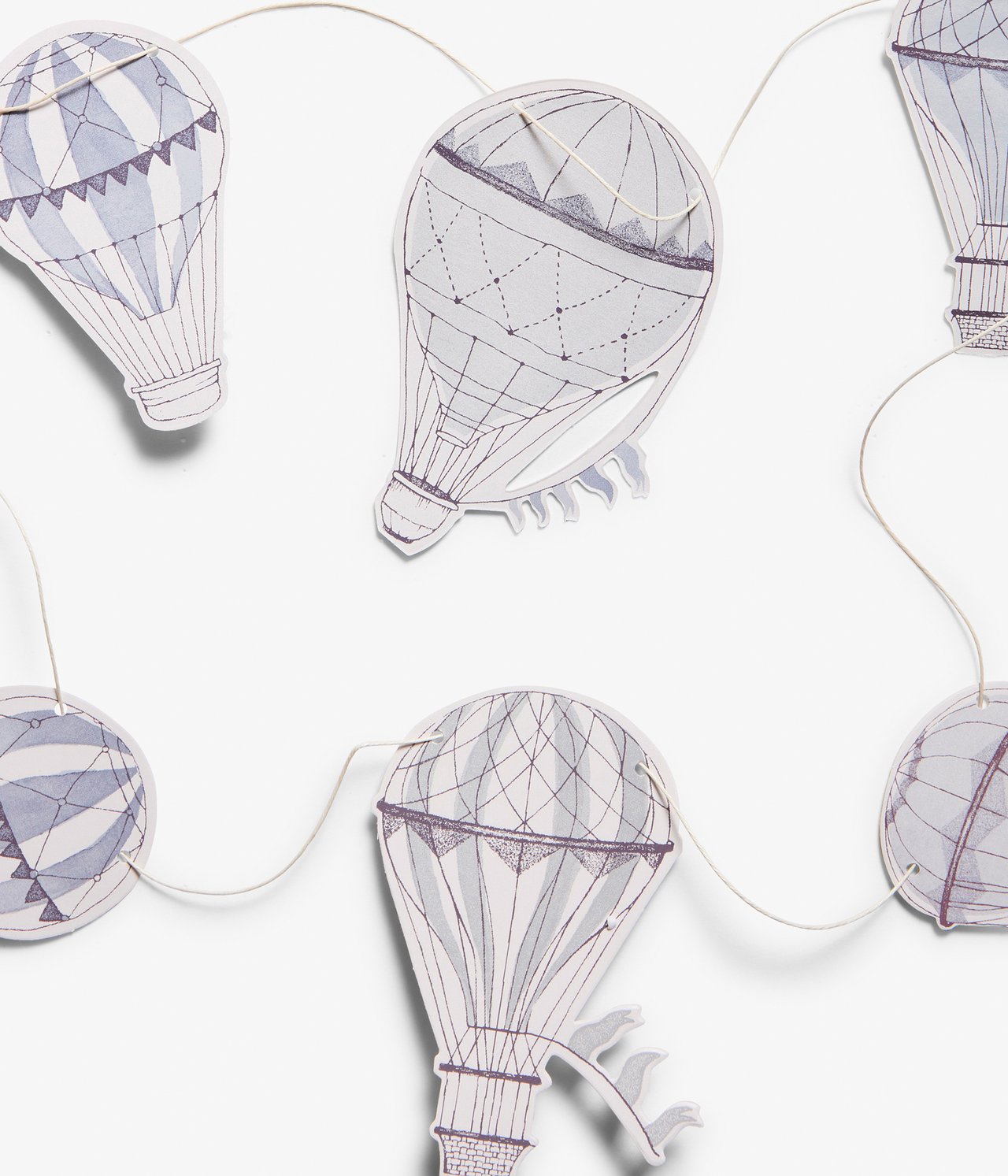 Hot air balloons garland