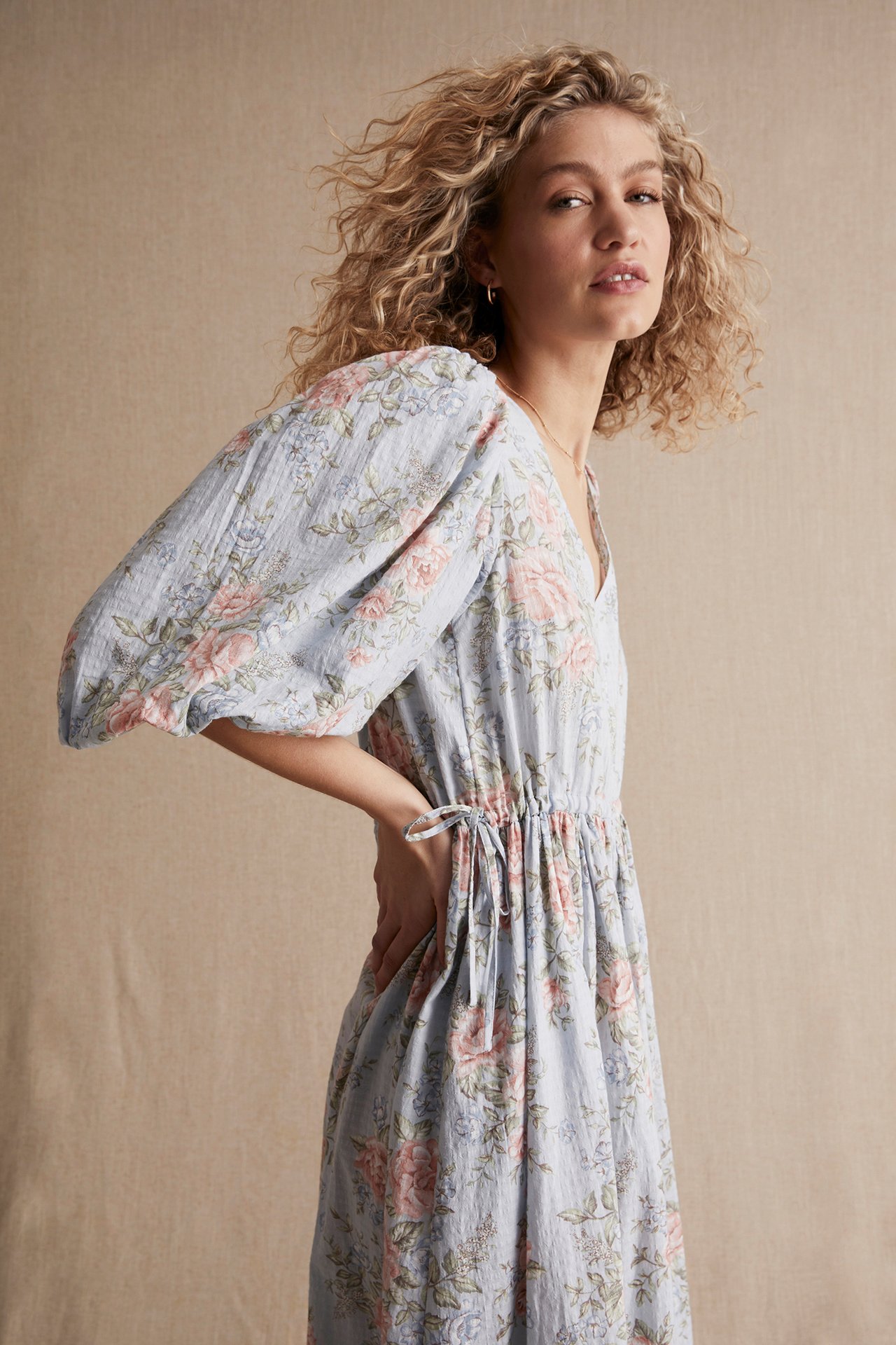 Women's floral midi dress - Light blue  - 181cm / Storlek: S - 5