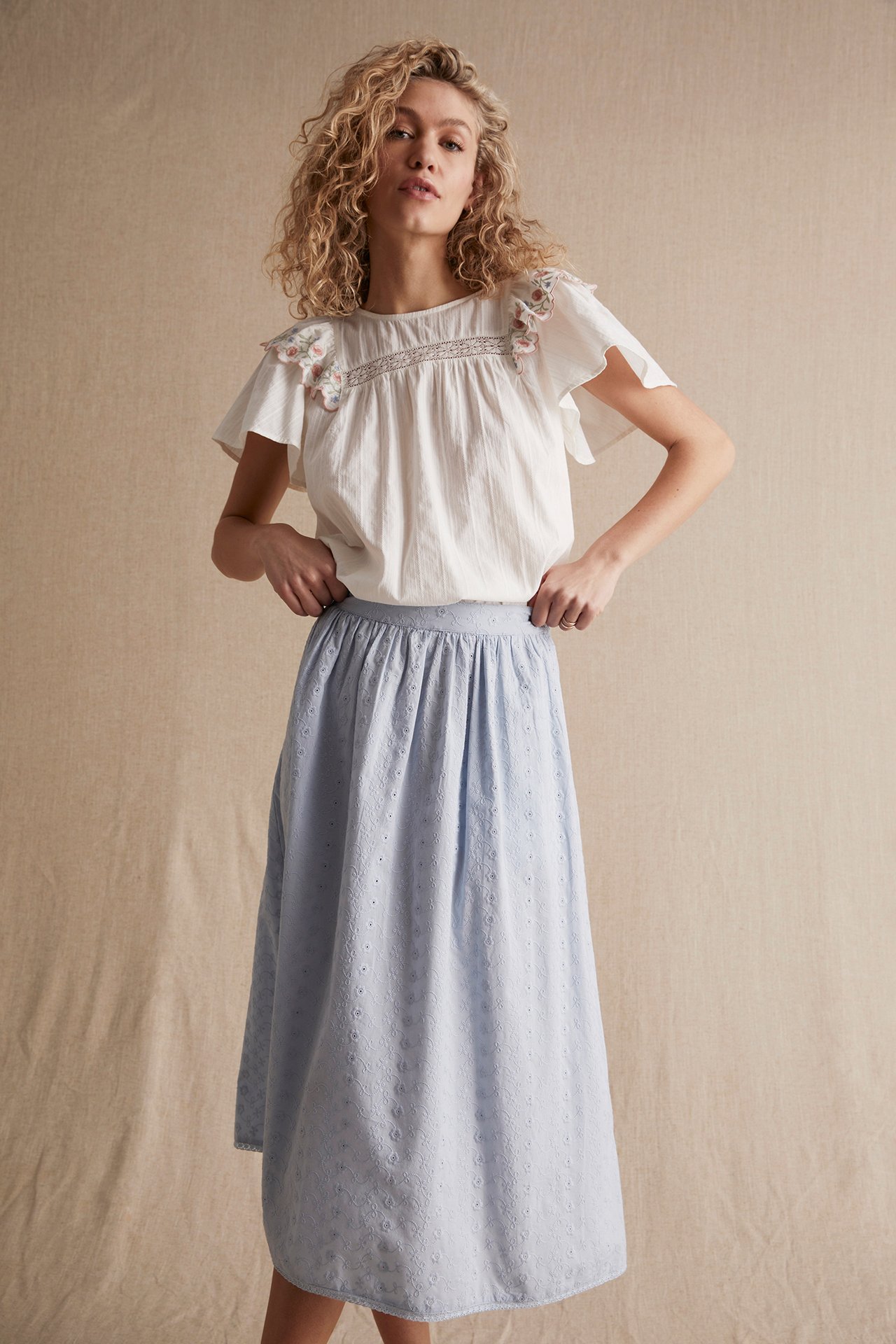 Women's floral-embroidered blouse - Off-white - 181cm / Storlek: S - 3