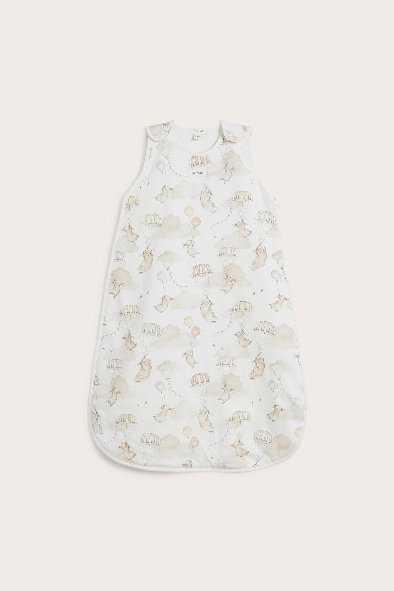 Patterned sleeping bag for babies