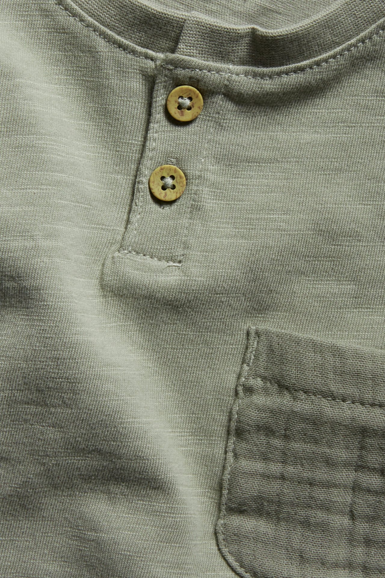 T-Shirt aus strukturiertem Jersey - Dunkelgrün - 1