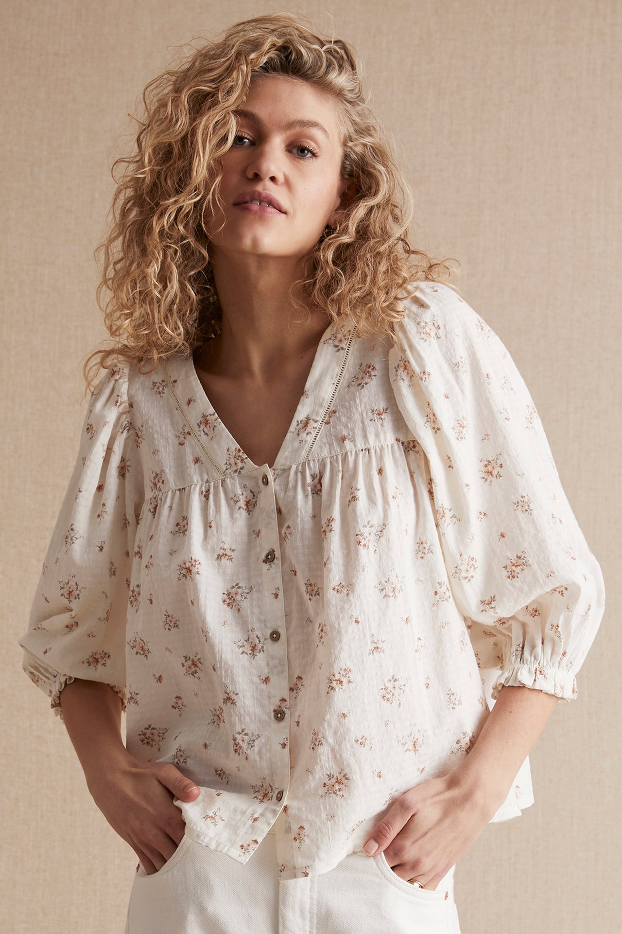 Bluse mit Blumenmuster und Dreiviertelärmeln für Damen - Naturweiß - 181 cm/Größe S - 1