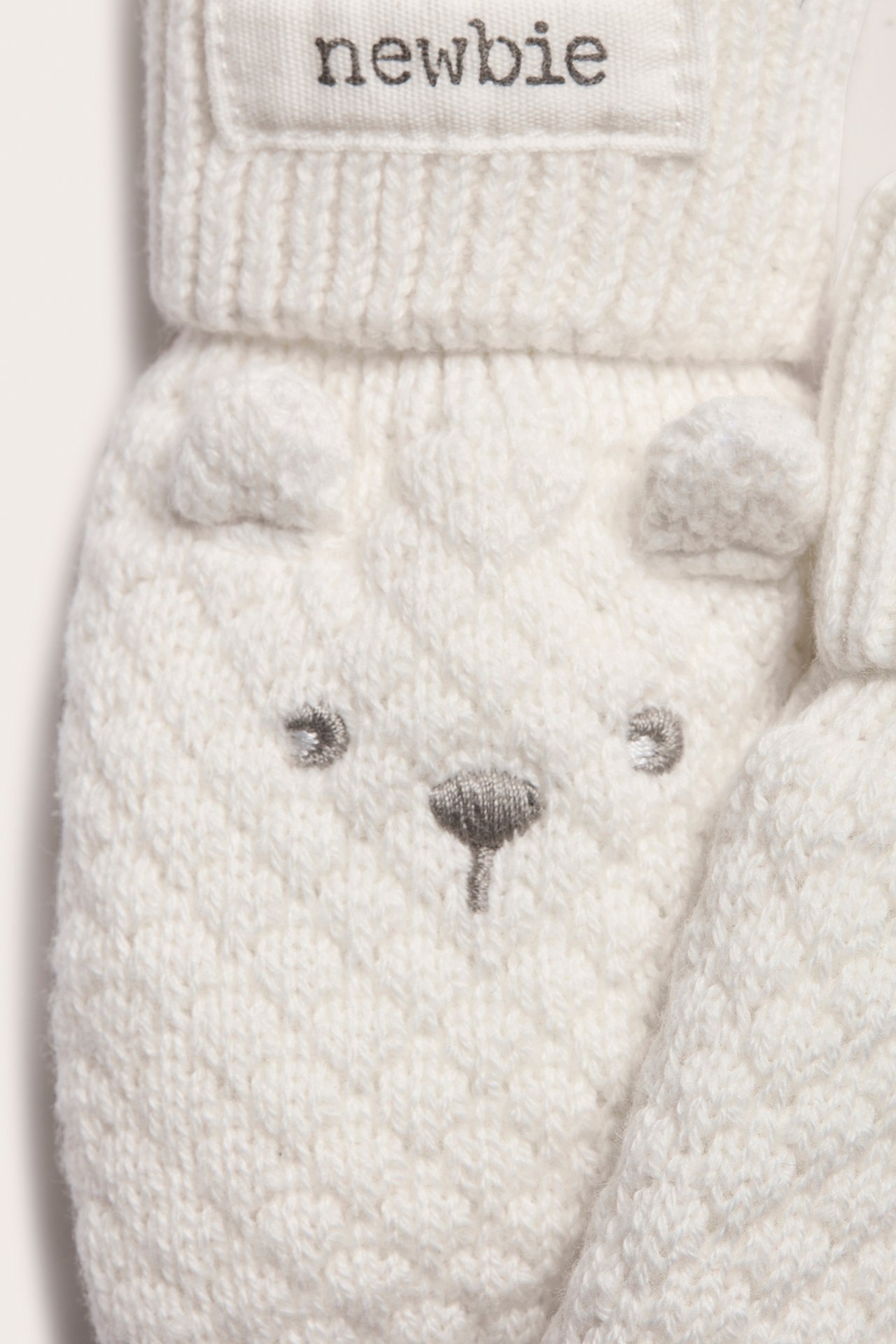 Knitted thumbless bear-face mittens - Off-white - 1