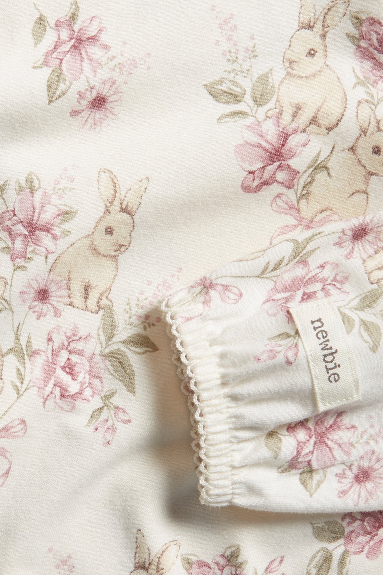 Bunnies and flowers top - Off-white - 1