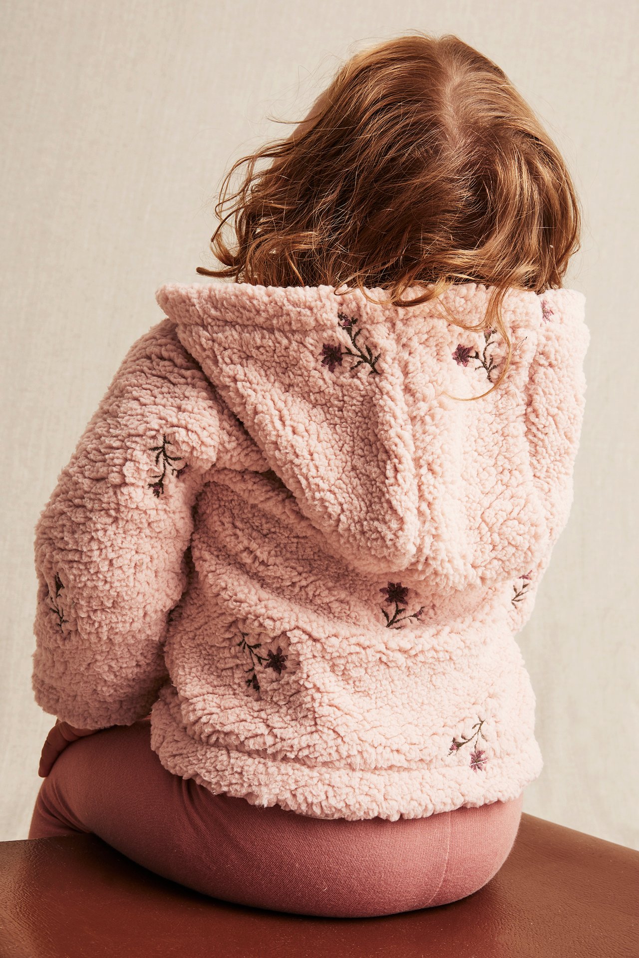 Jacke aus Bouclé mit Blumenstickerei - Rosa - 3