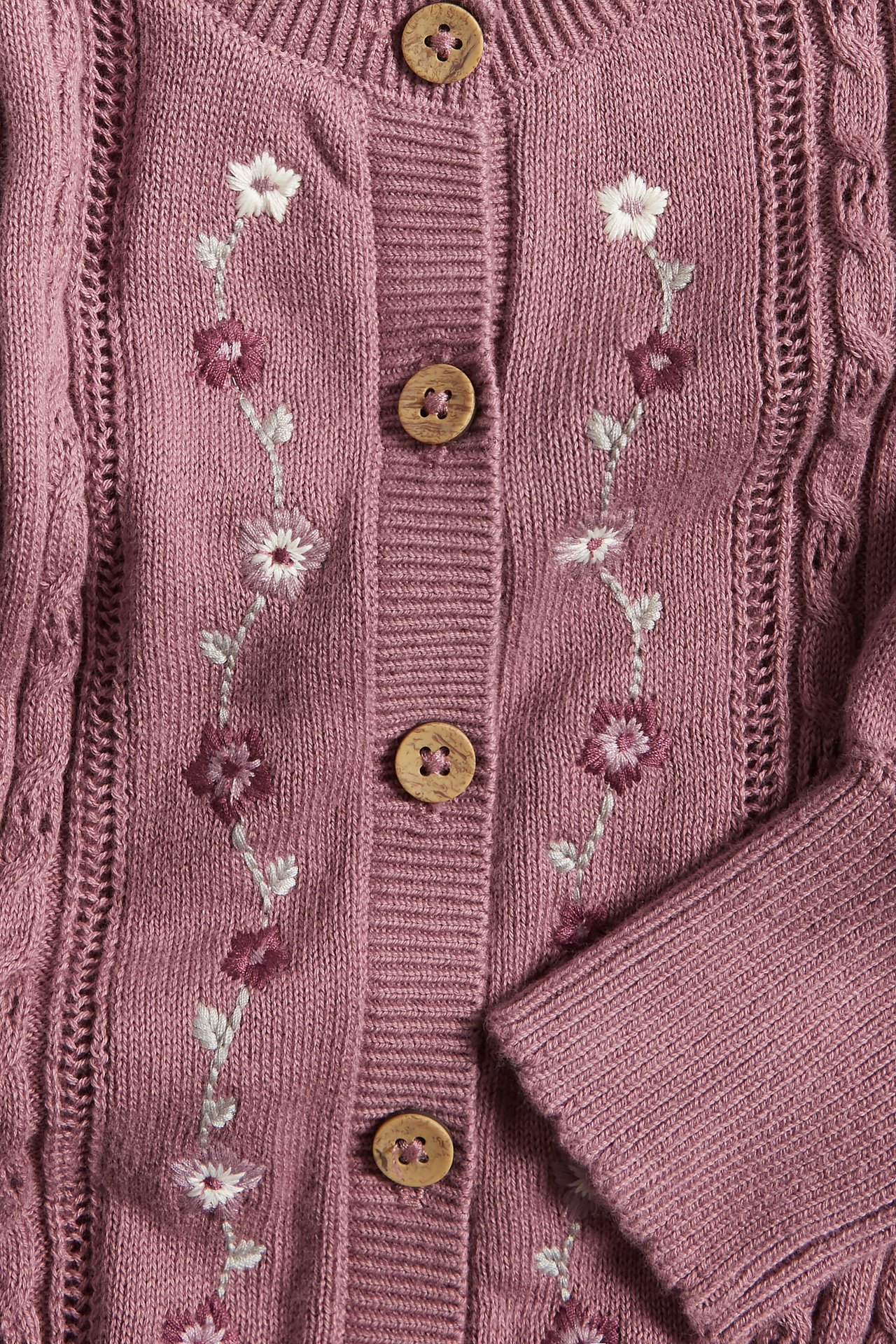 Strickjacke mit Zopfmuster und Stickerei - Dunkelrosa - 1