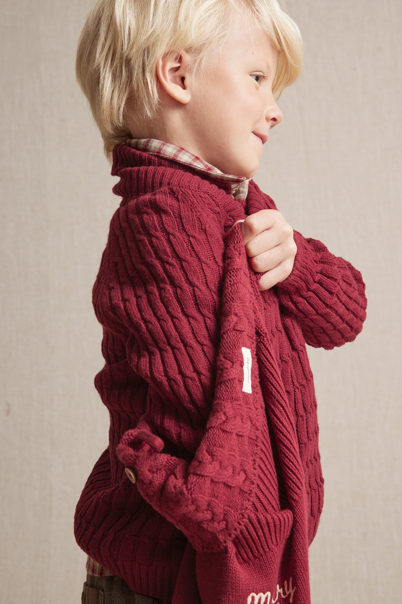 Knitted jumper in a wool blend