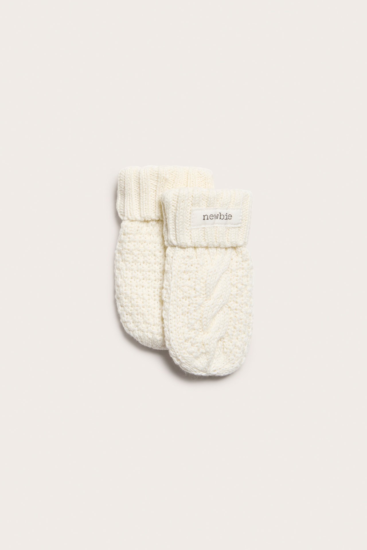 Cable-knit mittens - Off-white - 1