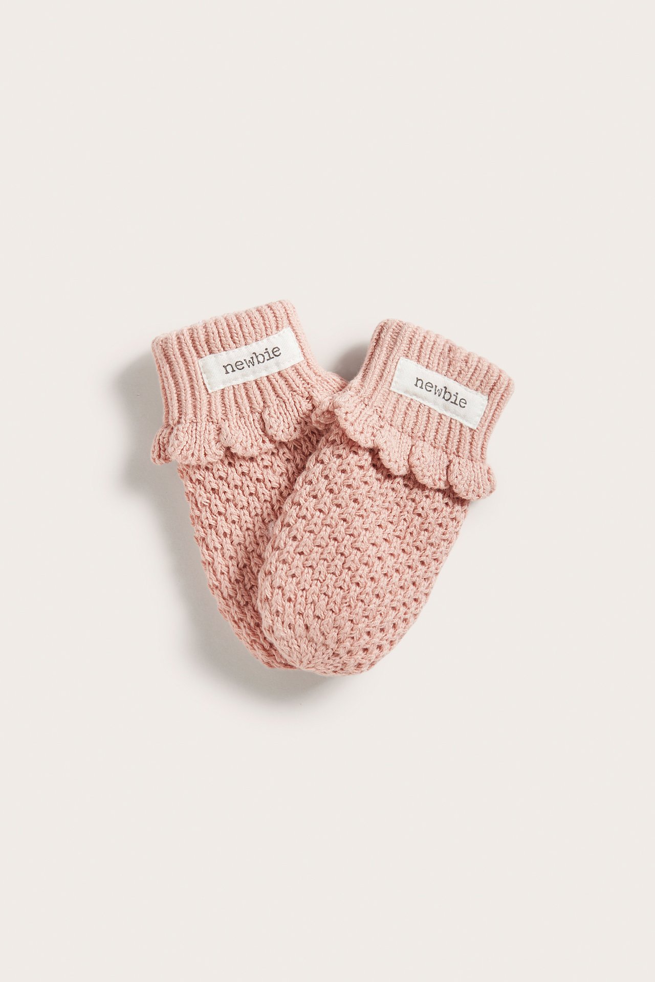 Knitted mittens