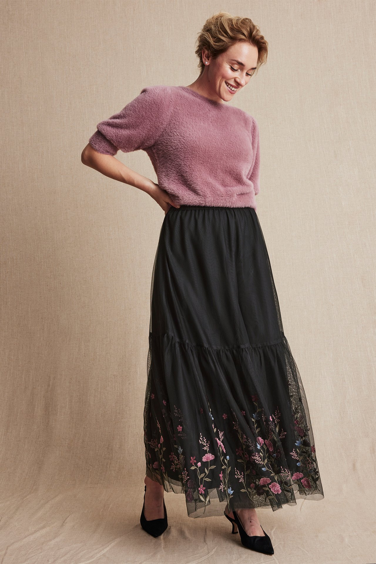 Women's black blossom mesh skirt - Black - 4