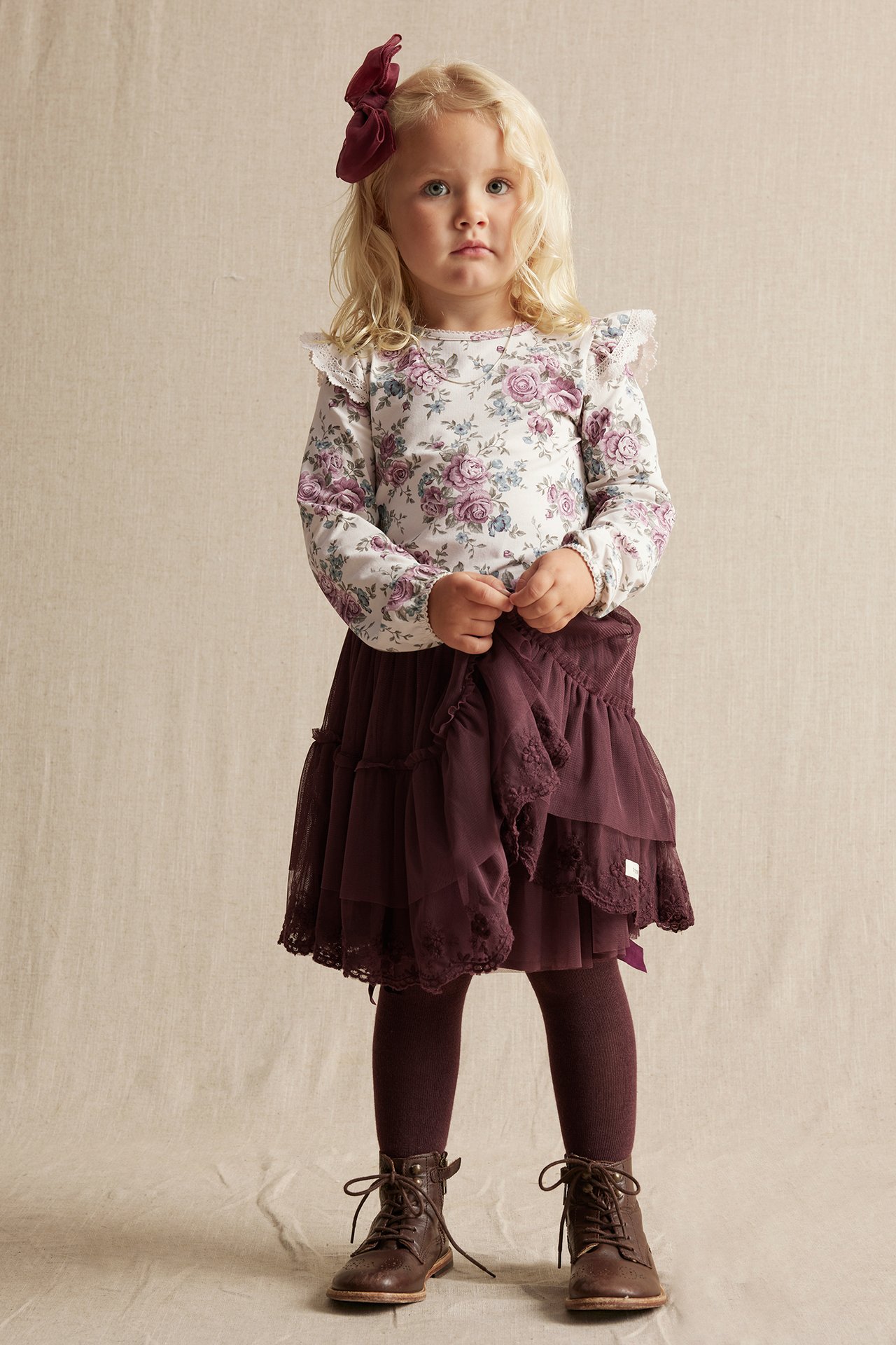 Oberteil mit Blumenmuster und Rüschen - Hellbeige - 1