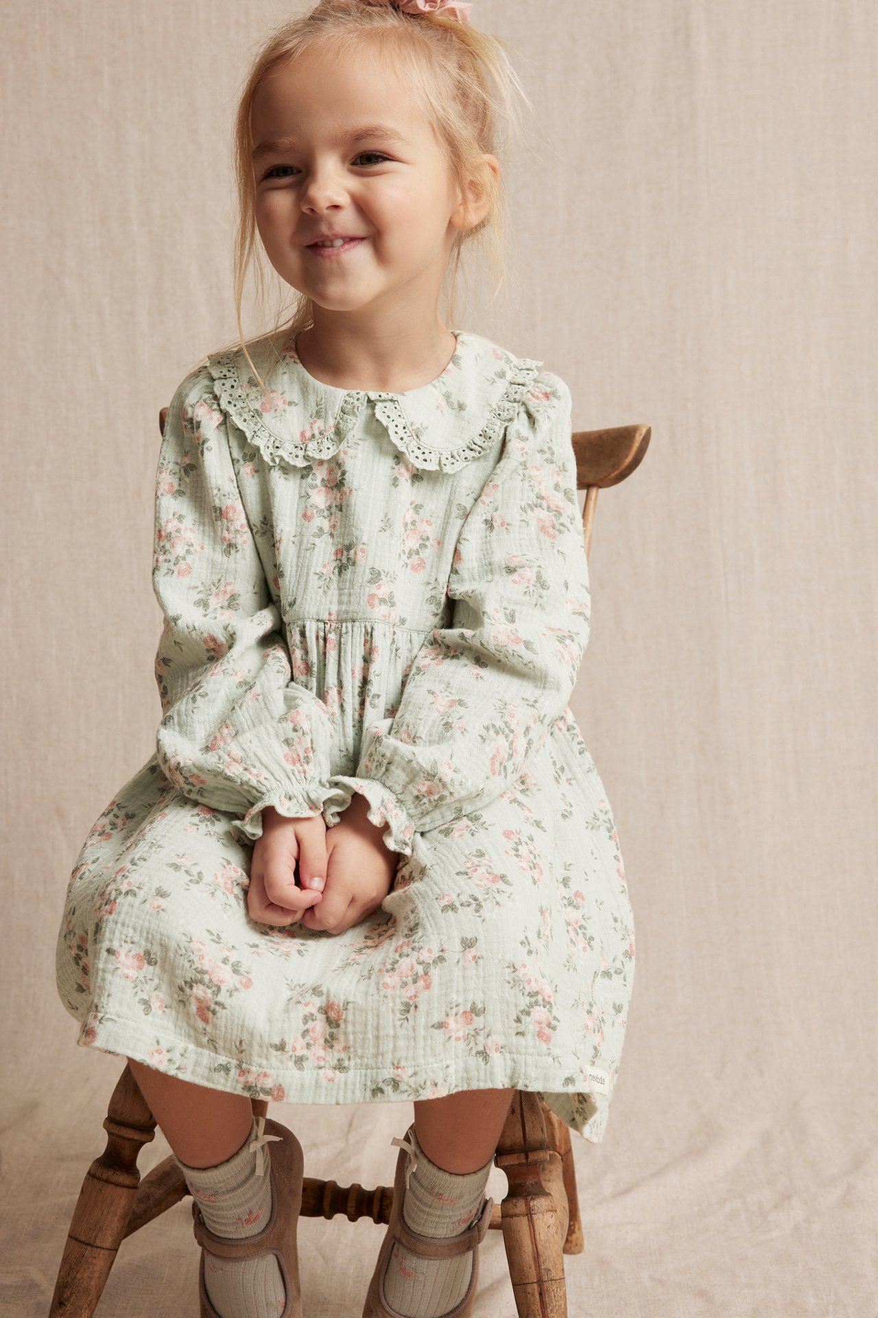 Floral dress with collar - Light green - 2