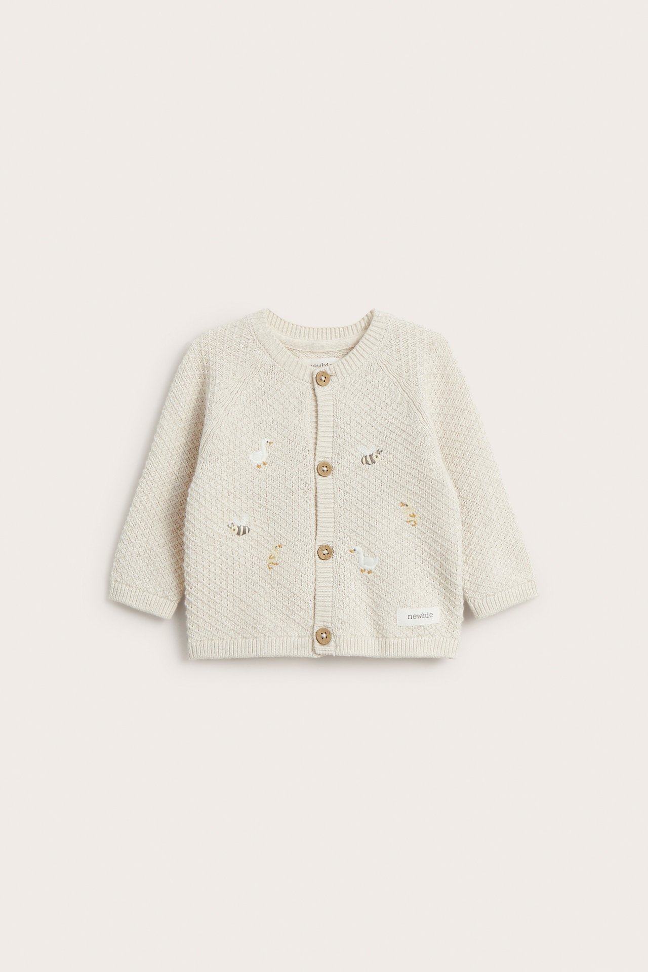 Knitted cardigan with embroidery