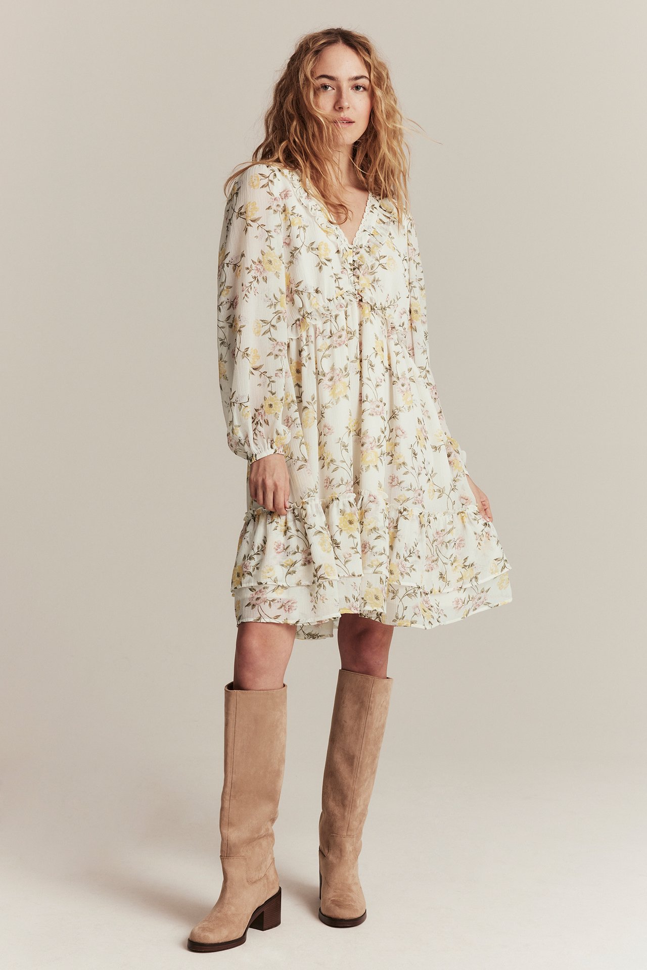 Floral chiffon dress from Newbie Woman