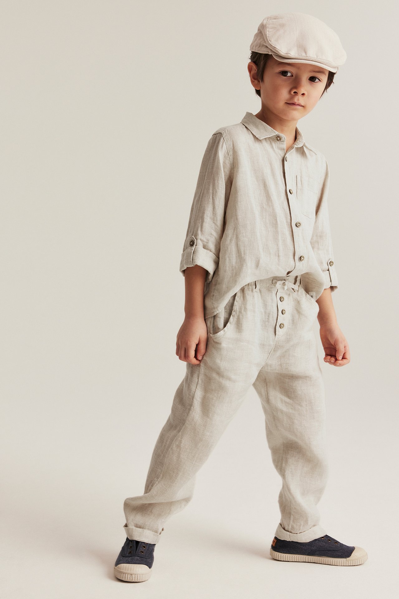 Linen trousers with drawstring