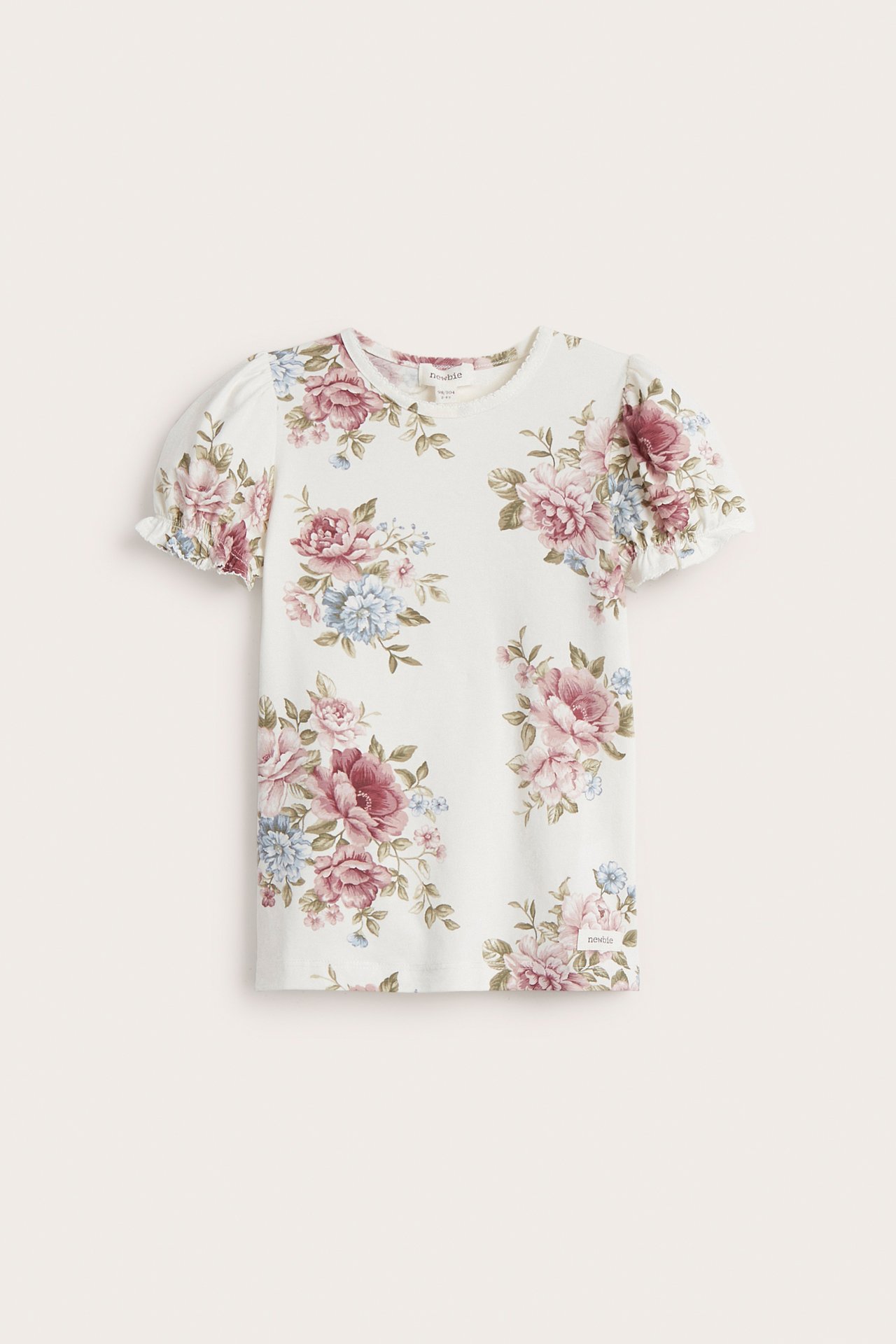 Floral top with puff sleeves