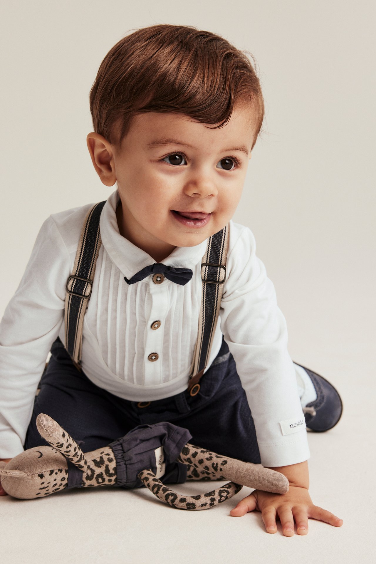 Long sleeve bodysuit with bow tie