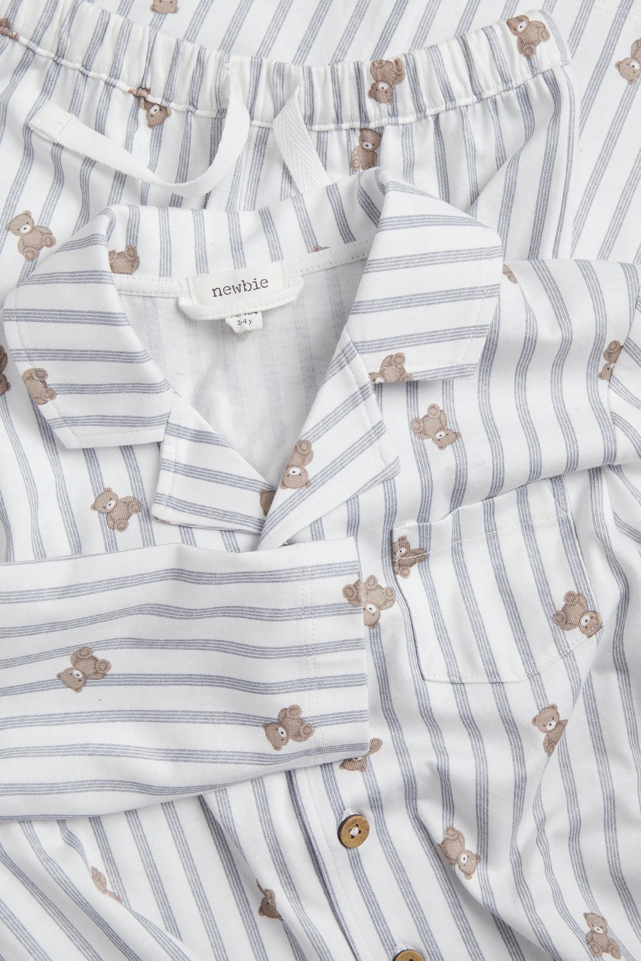 Pajamas with teddy bear motif