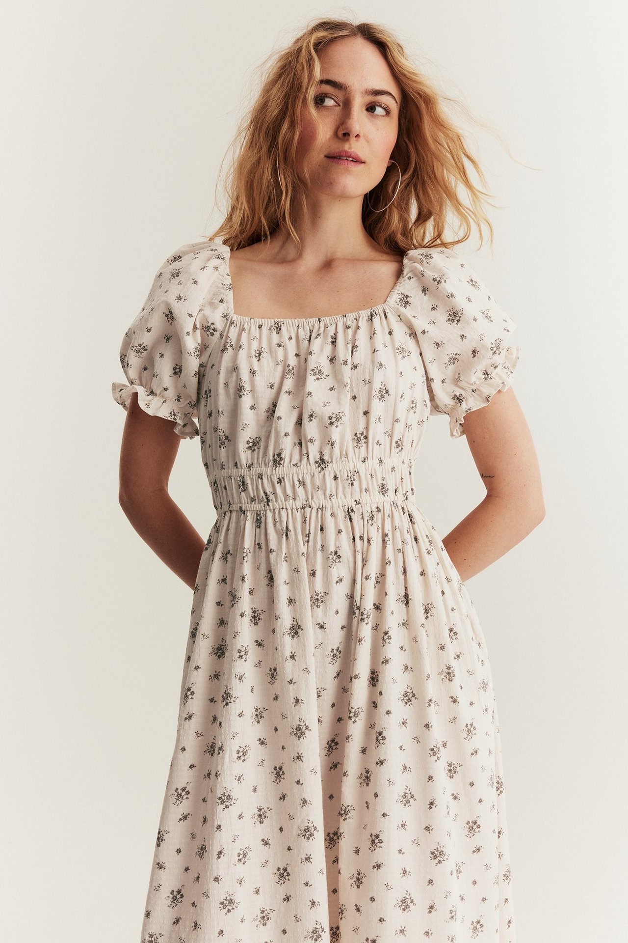 Floral dress from Newbie Woman - Light beige - 5