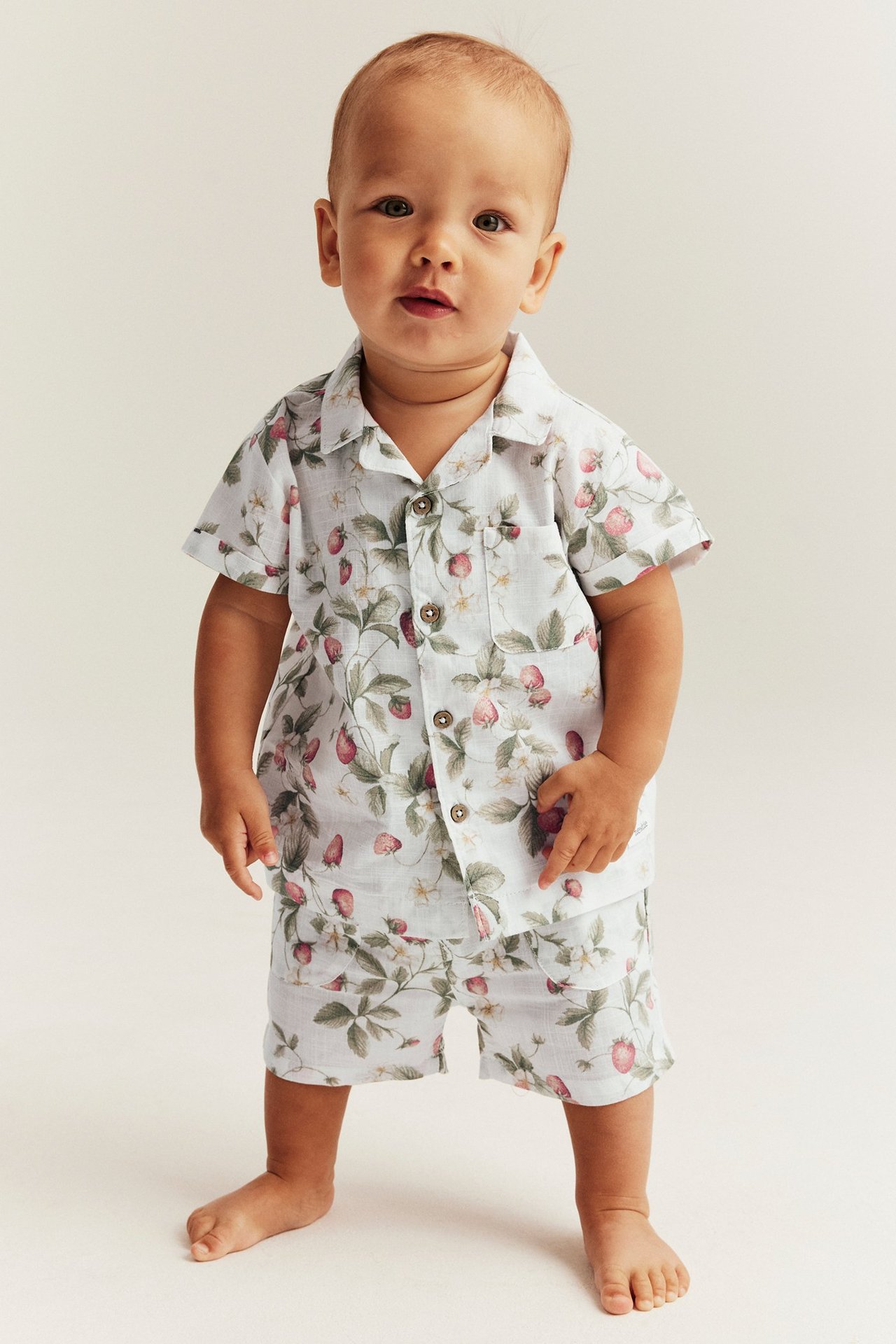 Strawberry pattern shorts