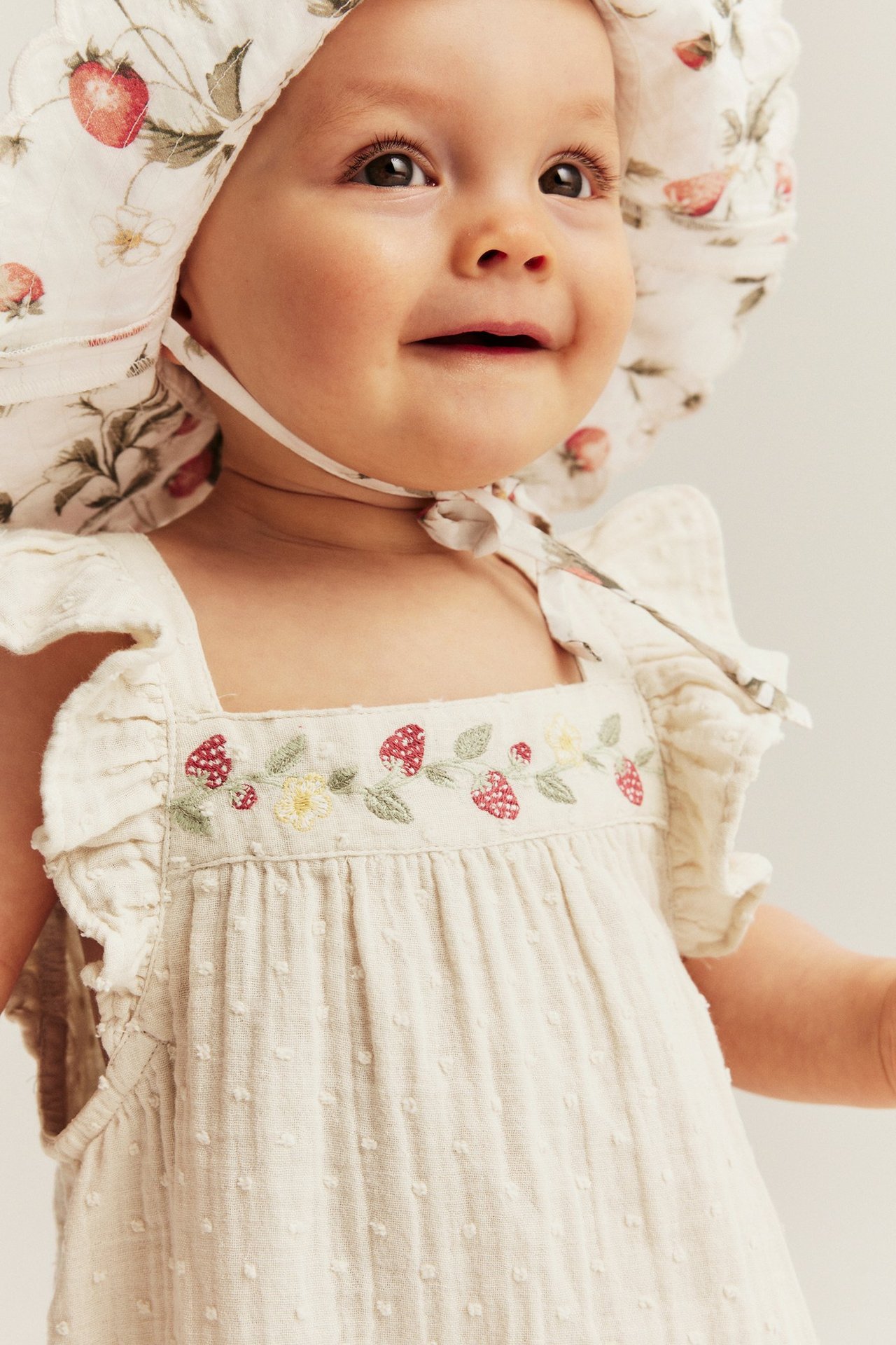 Jumpsuit mit Rüschenärmeln - Hellbeige - 4