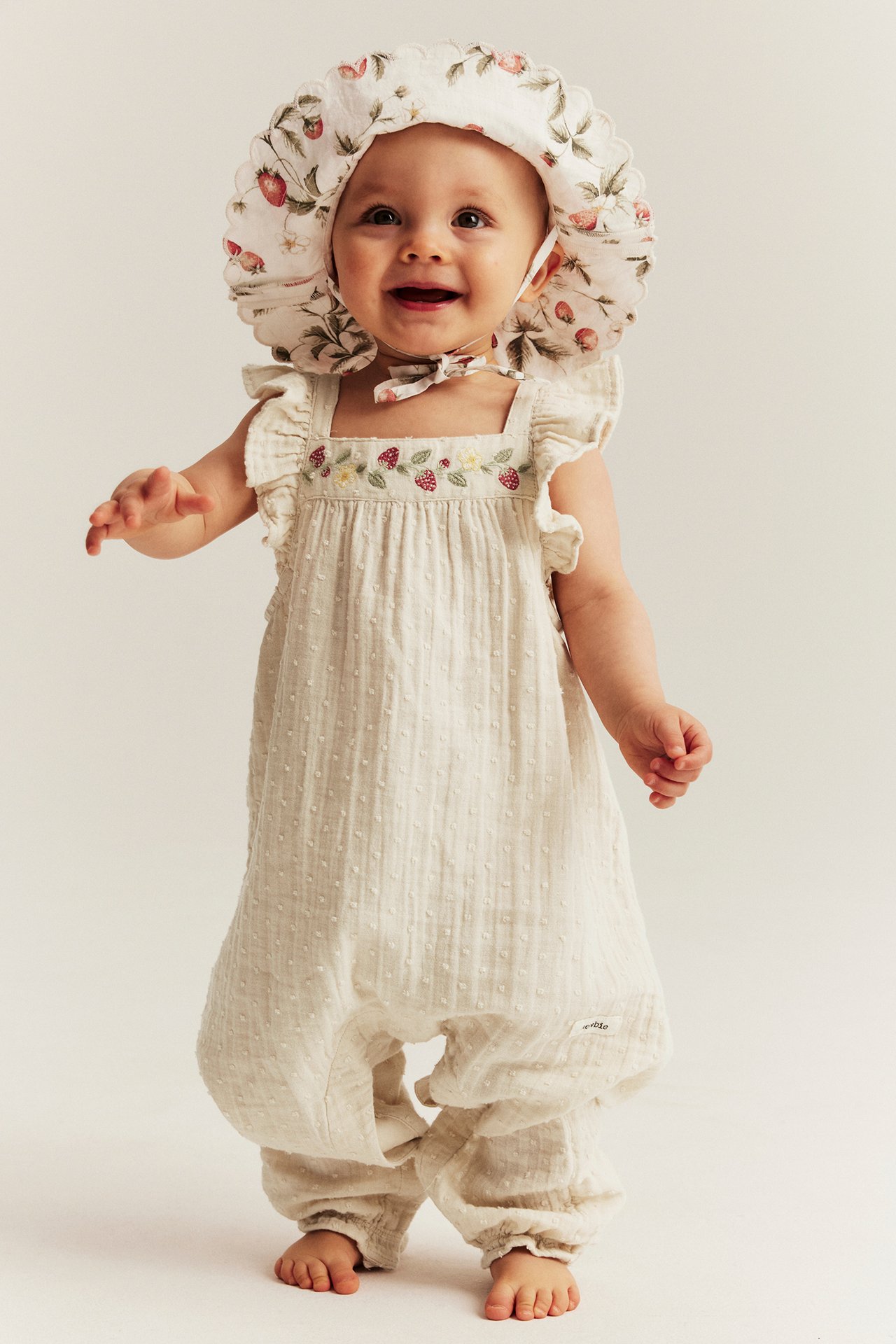 Jumpsuit with frill sleeves