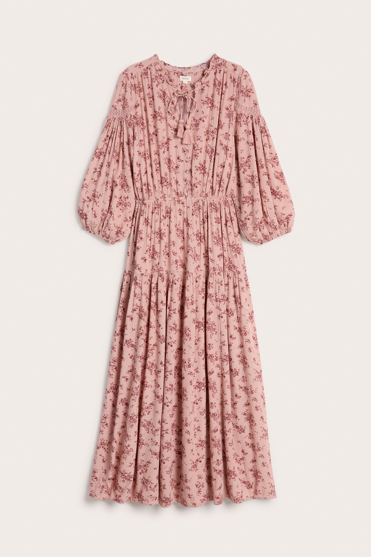 Vorderansicht: Rosa geblümtes Viskose-Maxikleid mit Puffärmeln, Rüschenkragen und Quastenbändern.