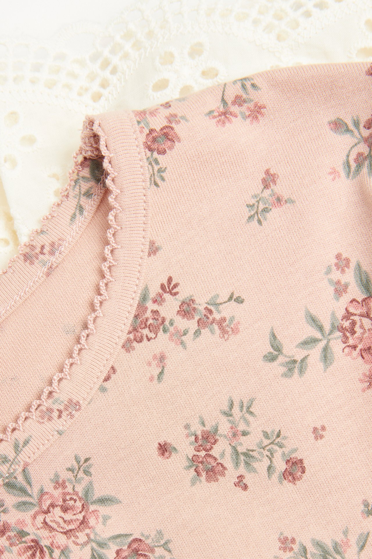 Floral top with lace frill - Pink - 2