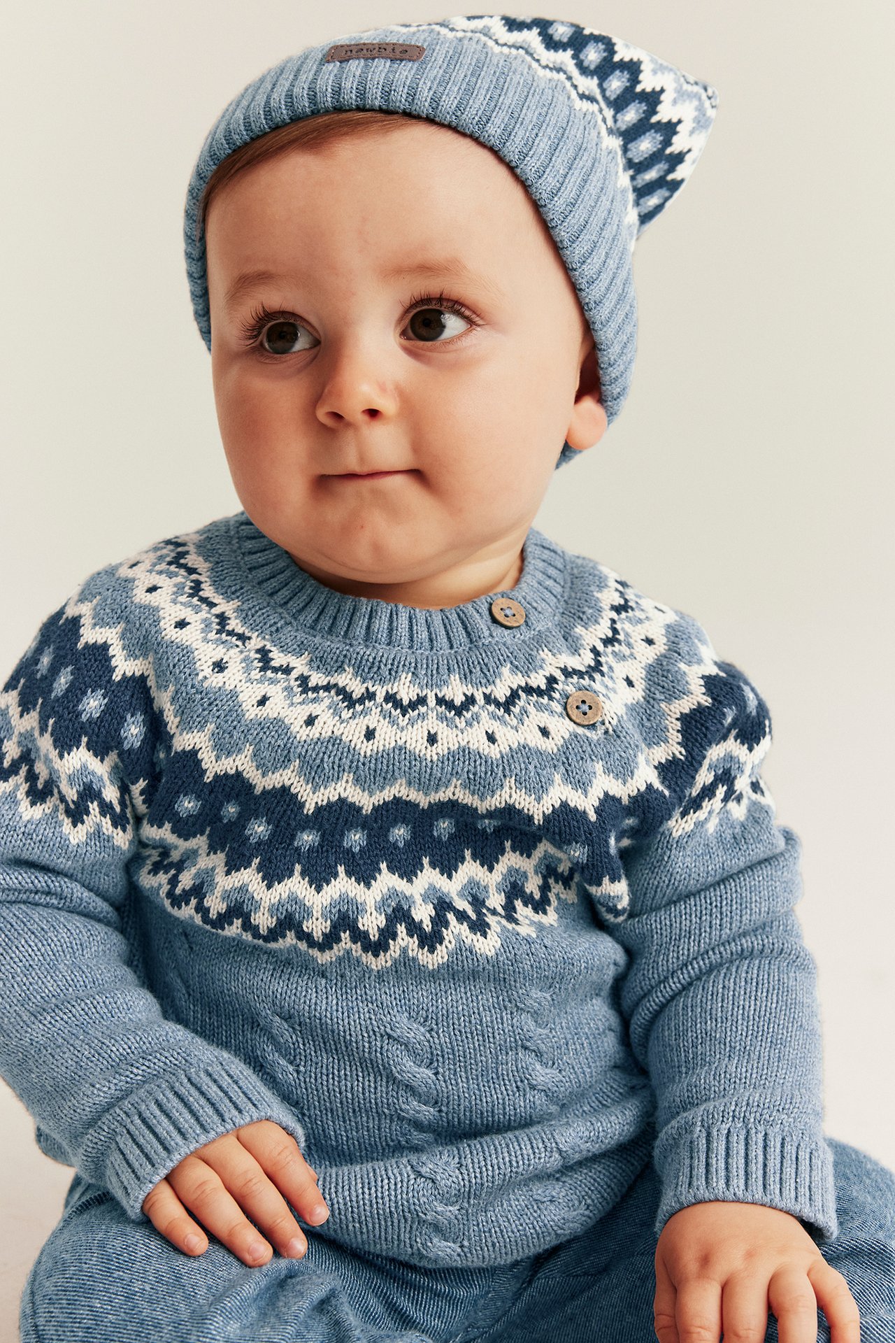 Jacquard-knit jumper