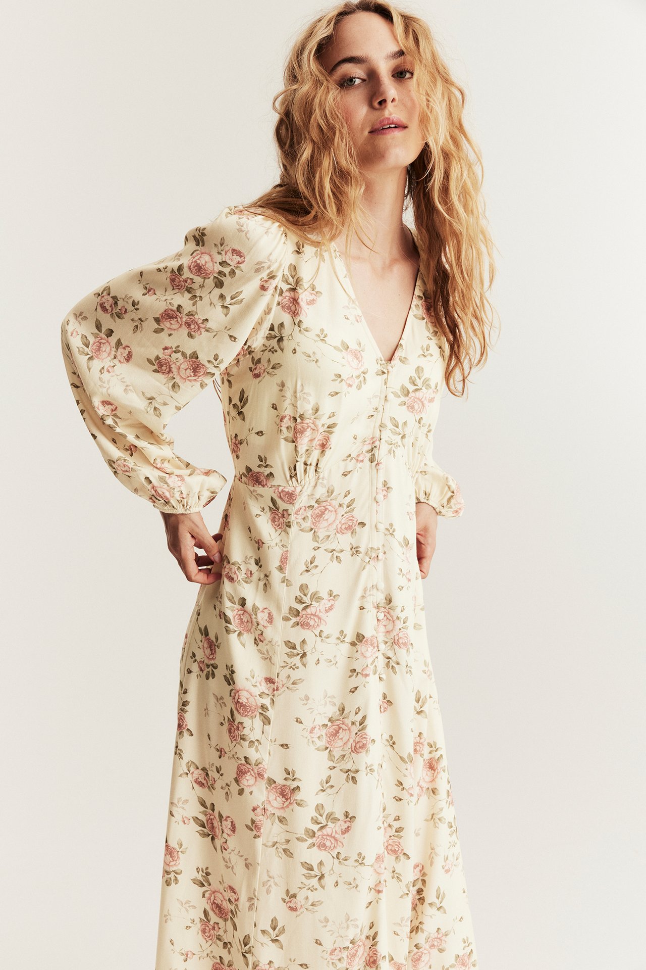 Geblümtes Kleid von Newbie Woman