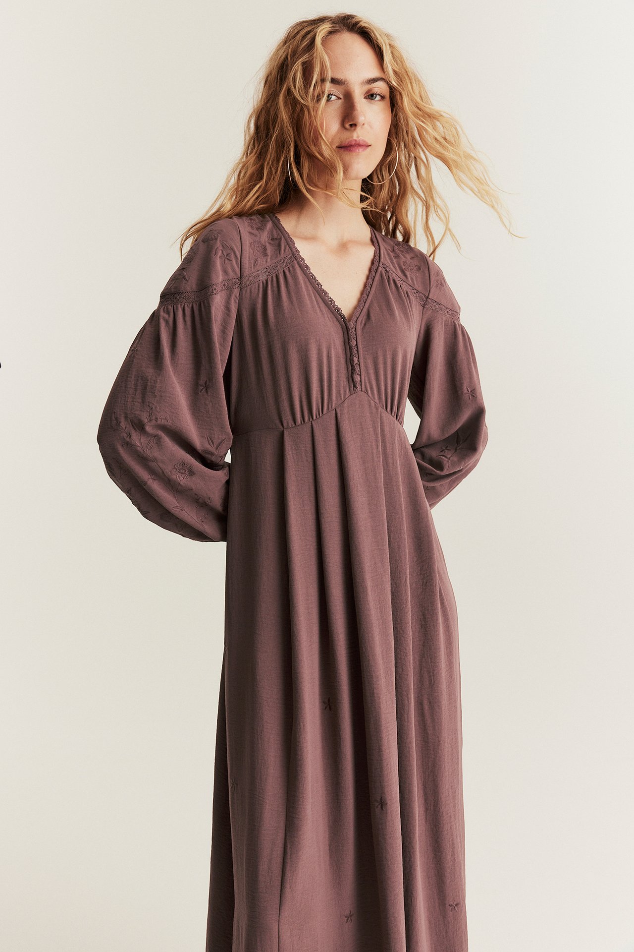 Embroidered dress from Newbie Woman - Wine red - 5