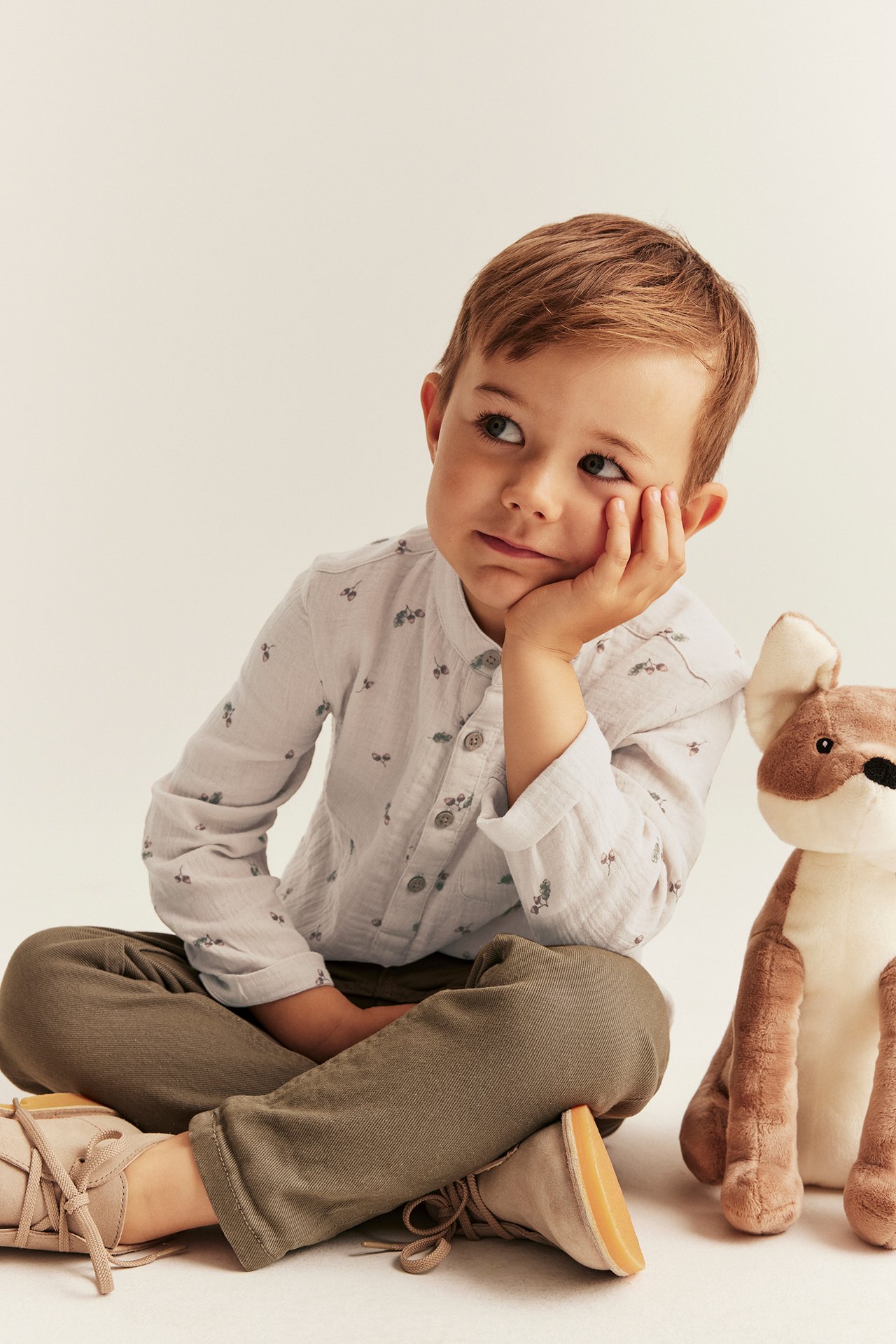 Langärmeliges Hemd aus Musselin - Beige - 1
