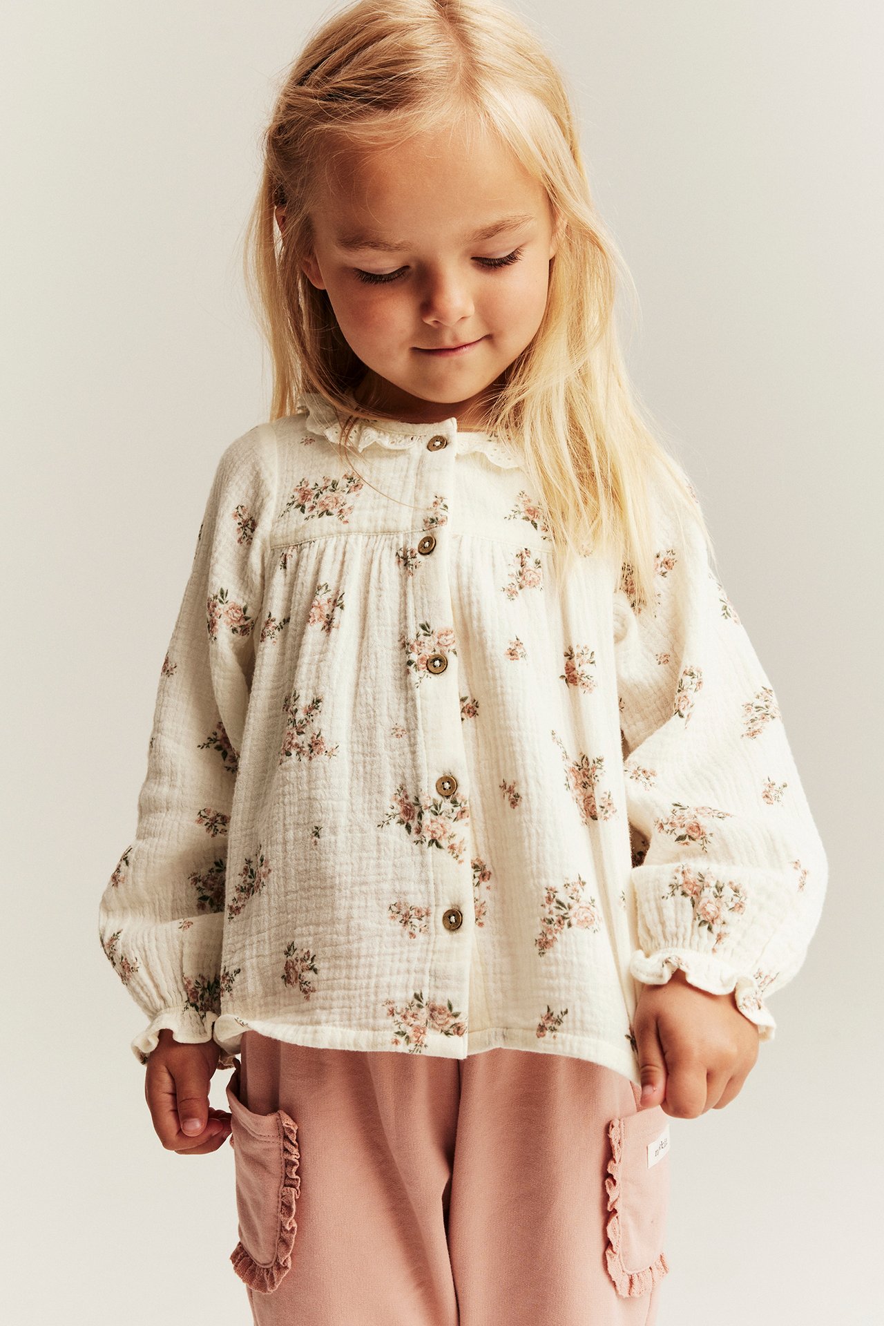 Floral blouse with collar