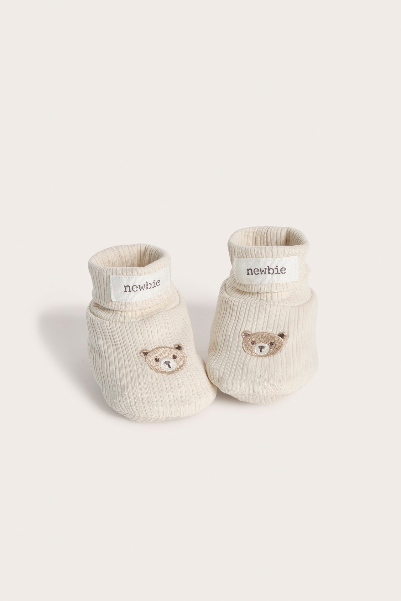 Flauschige Booties mit Teddy - Hellbeige - 1